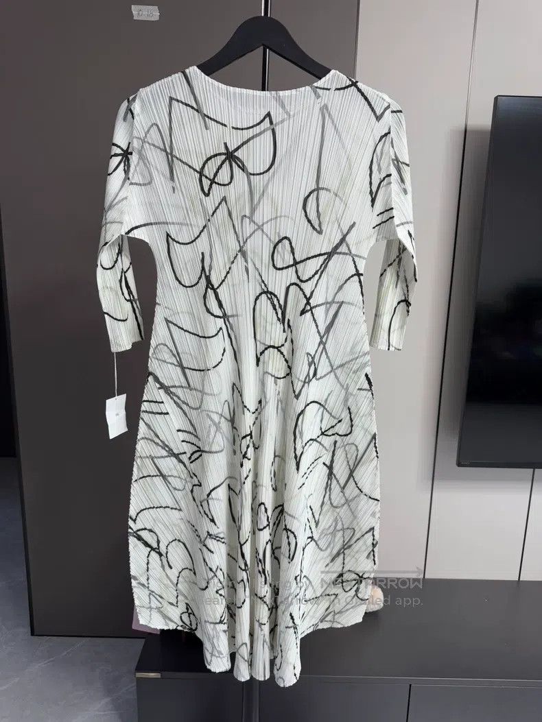 Issey Miyake Issey Miyake Musical Note Dress Size L / US 10 / IT 46 - 2 Thumbnail