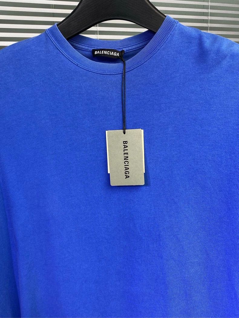 Balenciaga Balenciaga Short Sleeve T-Shirt with Back Lettering Print Size US XS / EU 42 / 0 - 3 Thumbnail