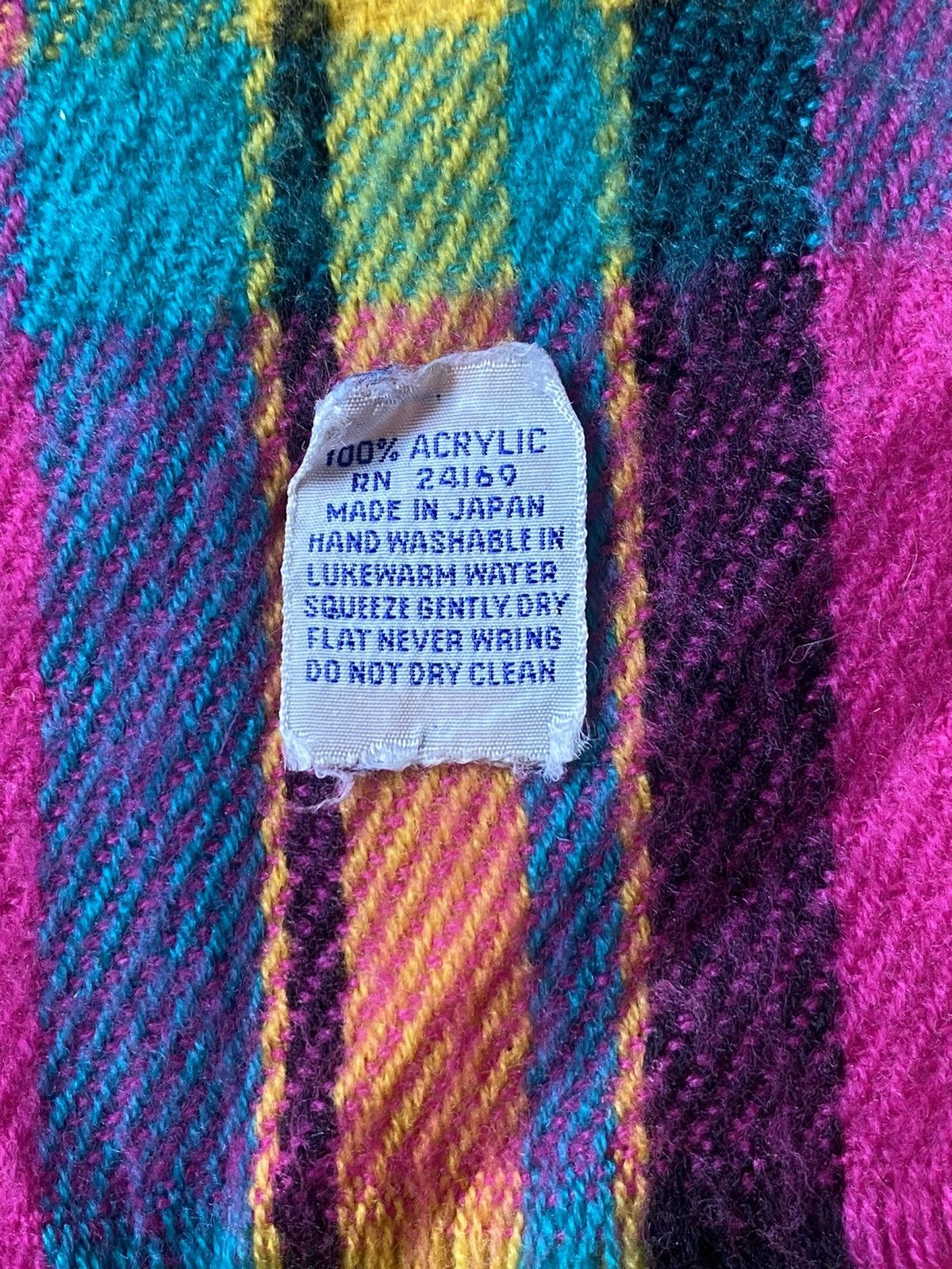 Japanese Brand Vintage 100% Acrylic Multicoloured Scarf Made in Japan Size ONE SIZE - 3 Thumbnail