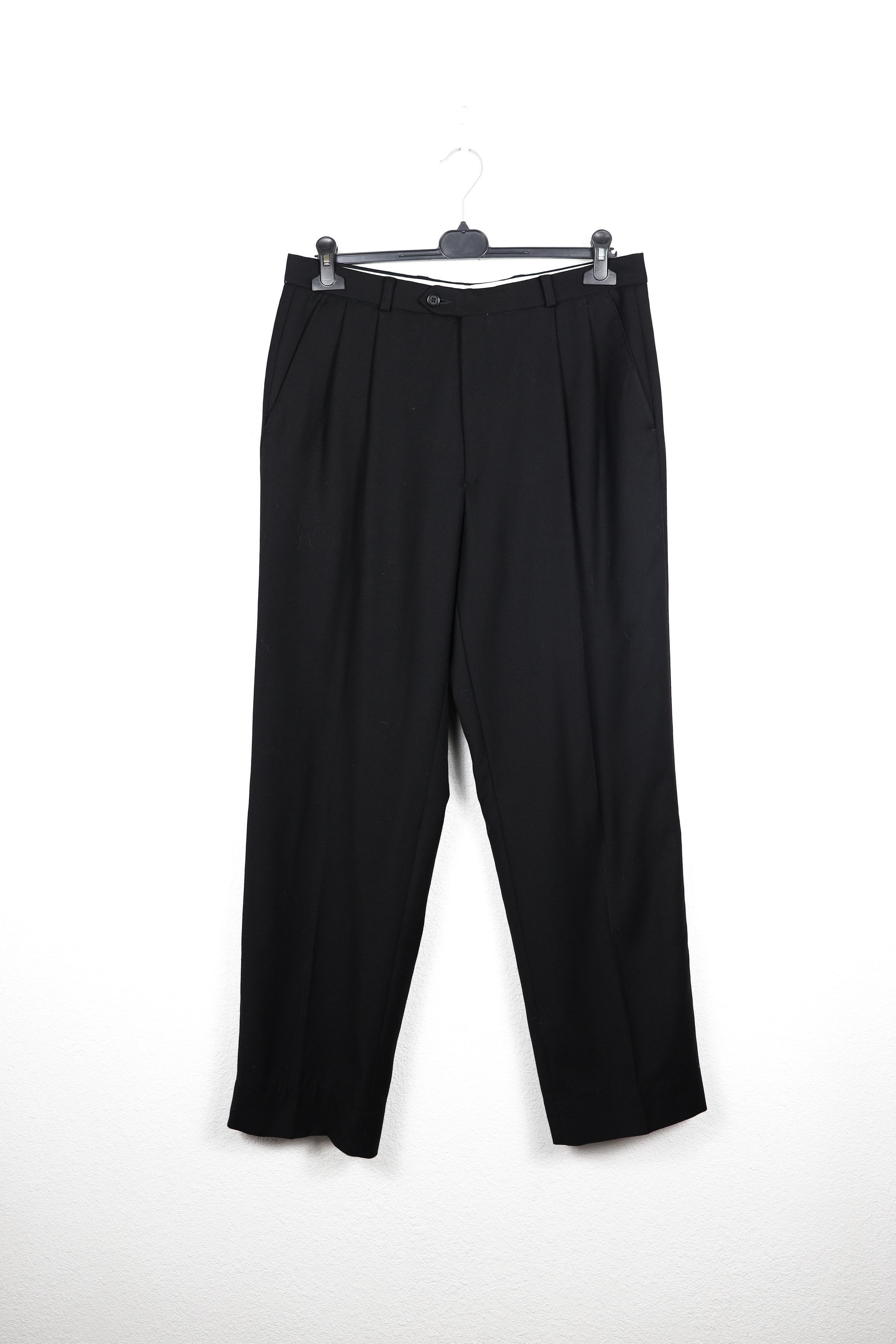 Pierre Balmain Vintage Pierre Balmain Bermuda Wool Trousers Pants Size US 34 / EU 50 - 1 Thumbnail