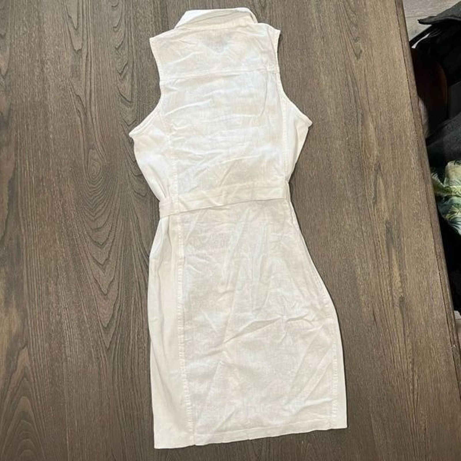 Guess NWOT Guess Los Angeles Linen Blend Utility Waist Dress Sz M Size M / US 6-8 / IT 42-44 - 4 Thumbnail