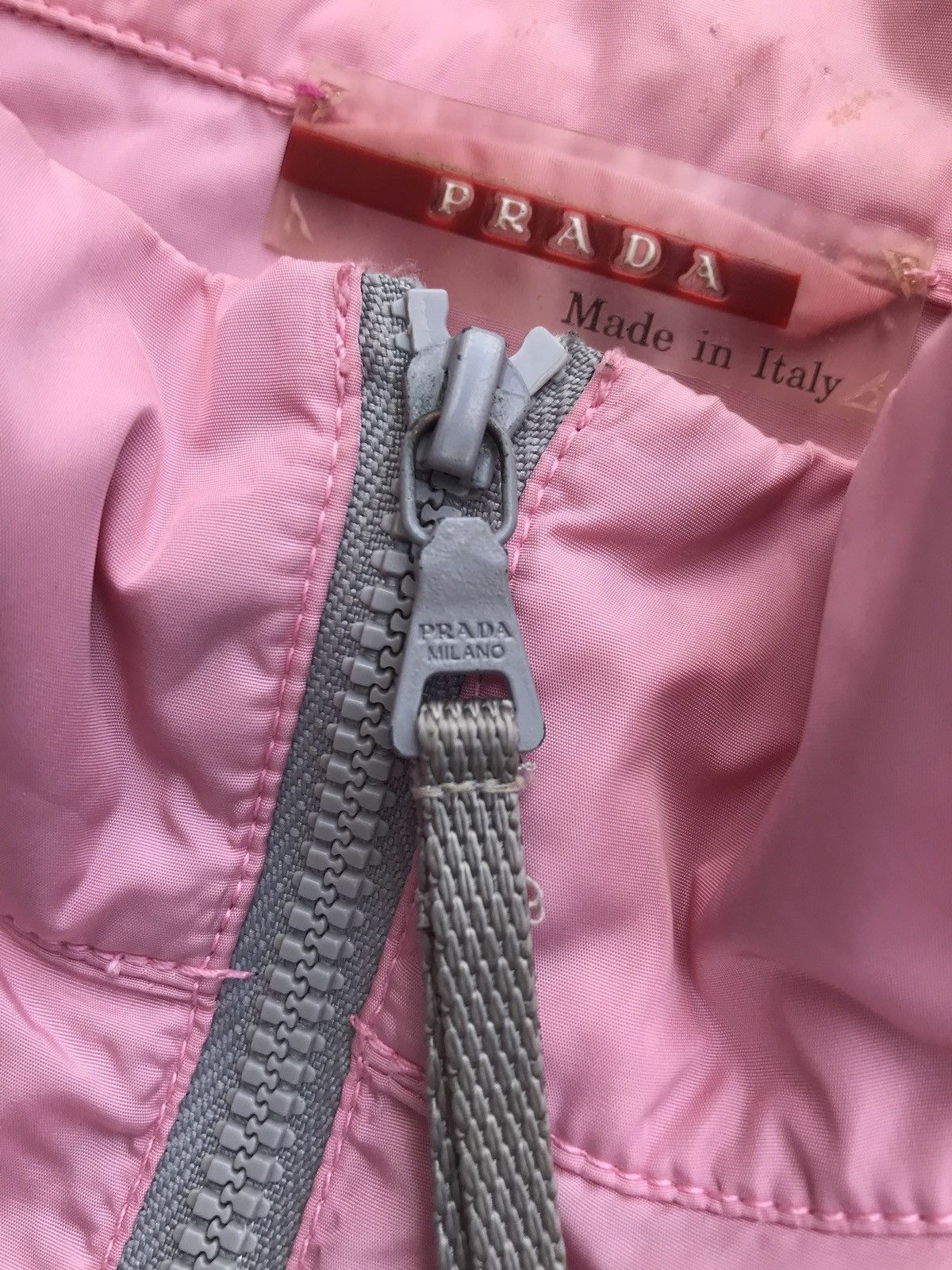 Prada Prada pink nylon vest Size US S / EU 44-46 / 1 - 4 Thumbnail