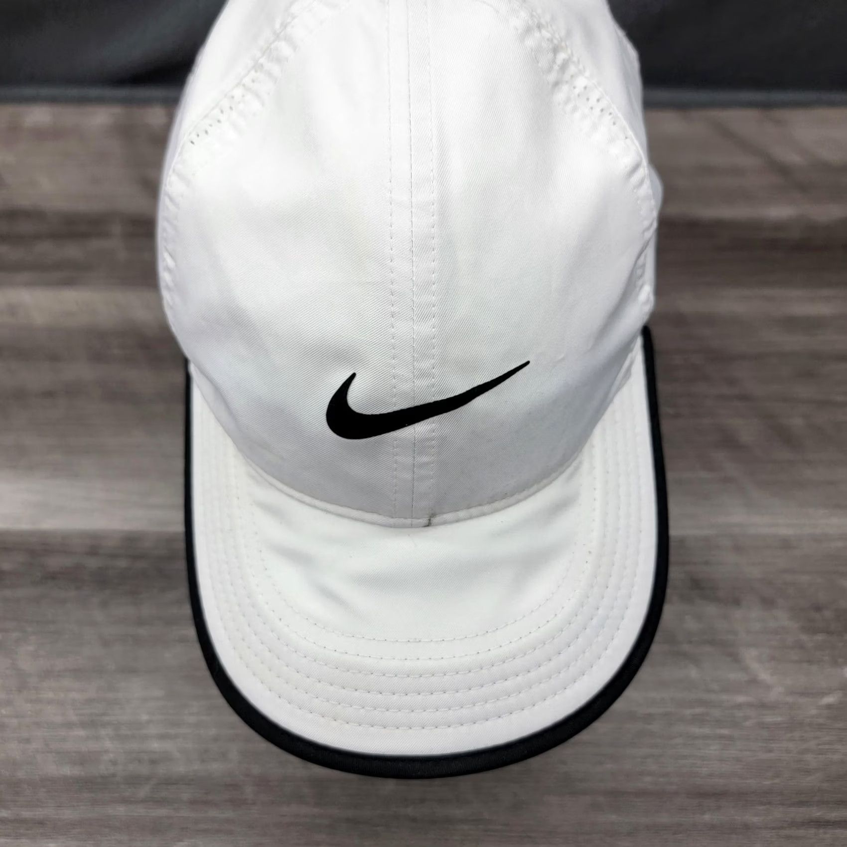Nike Nike Mens One Size White Featherlight Dri-FIT Running Sports Cap Strap Back Size ONE SIZE - 2 Thumbnail