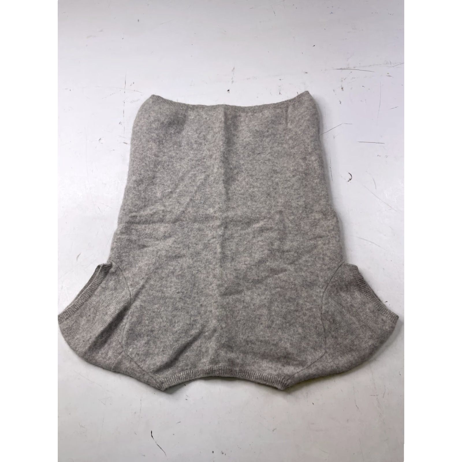 Vintage In Cashmere Women’s S Gray Cap Sleeve Sweater Pullover Knit 100% Cashmere Short Sleeve Lightweight Classic Luxury Shirt Womens Size S / US 4 / IT 40 - 6 Thumbnail
