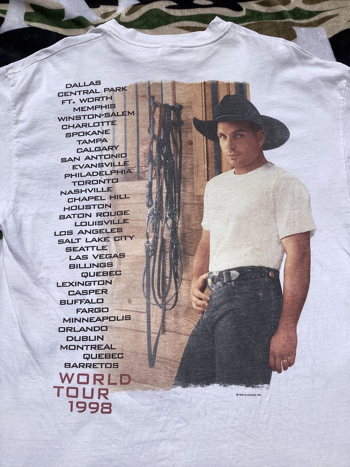 Band Tees × Vintage Vintage 1998 Garth Brooks seven world tour country band Tee Size US XL / EU 56 / 4 - 4 Thumbnail