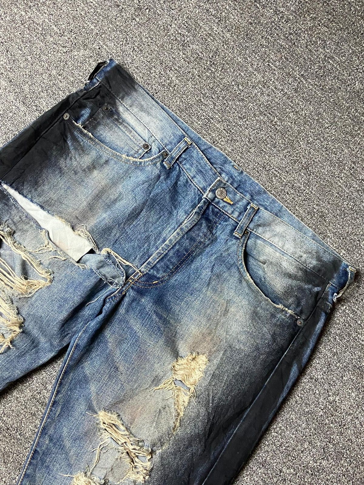 Takeo Kikuchi × Vintage Vintage Takeo Kikuchi Selvedge Ripped Jeans (123) Size US 37 - 10 Thumbnail