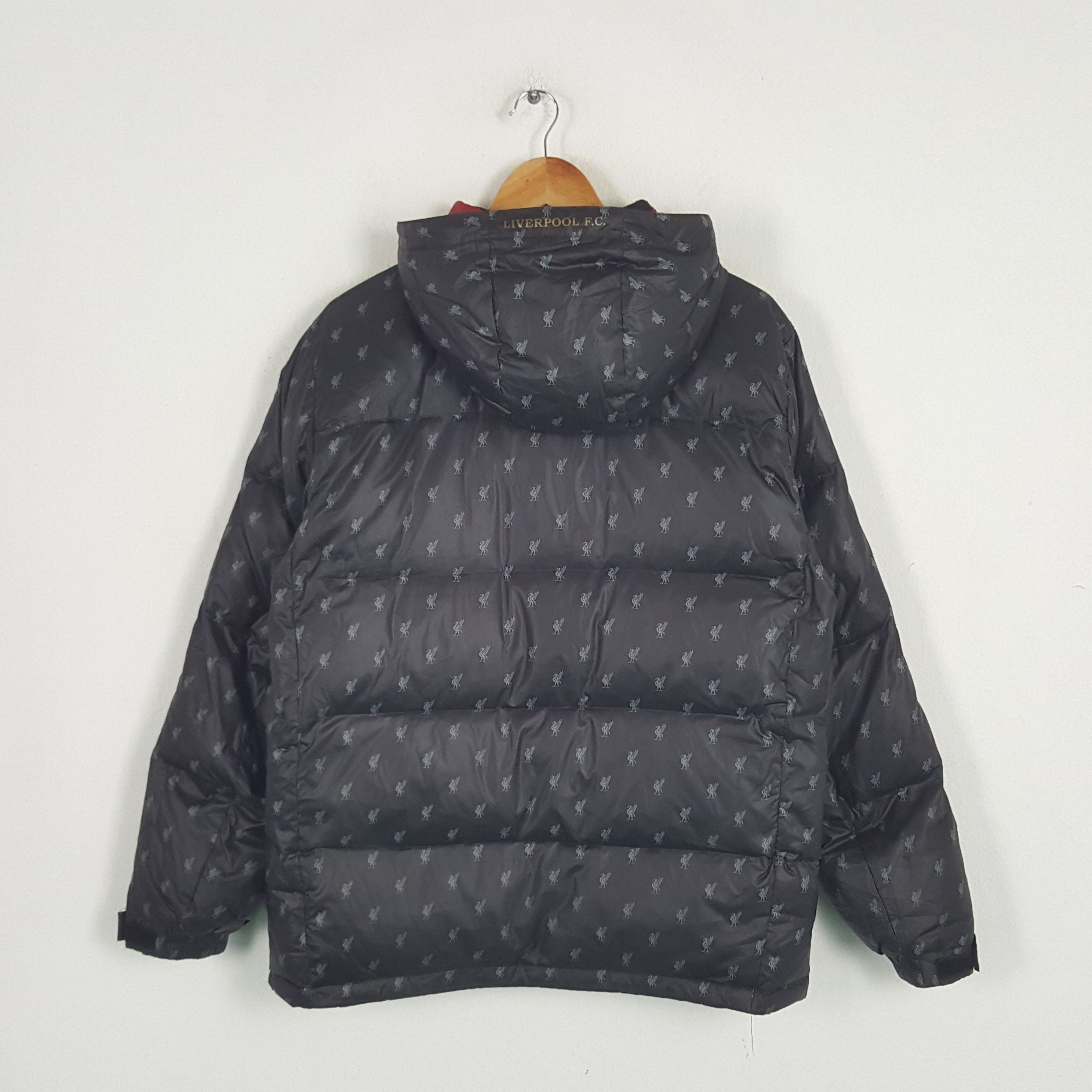 Adidas × Vintage Vintage Adidas X Liverpool FC Soccer Team Puffer Hoodies Size US L / EU 52-54 / 3 - 3 Thumbnail
