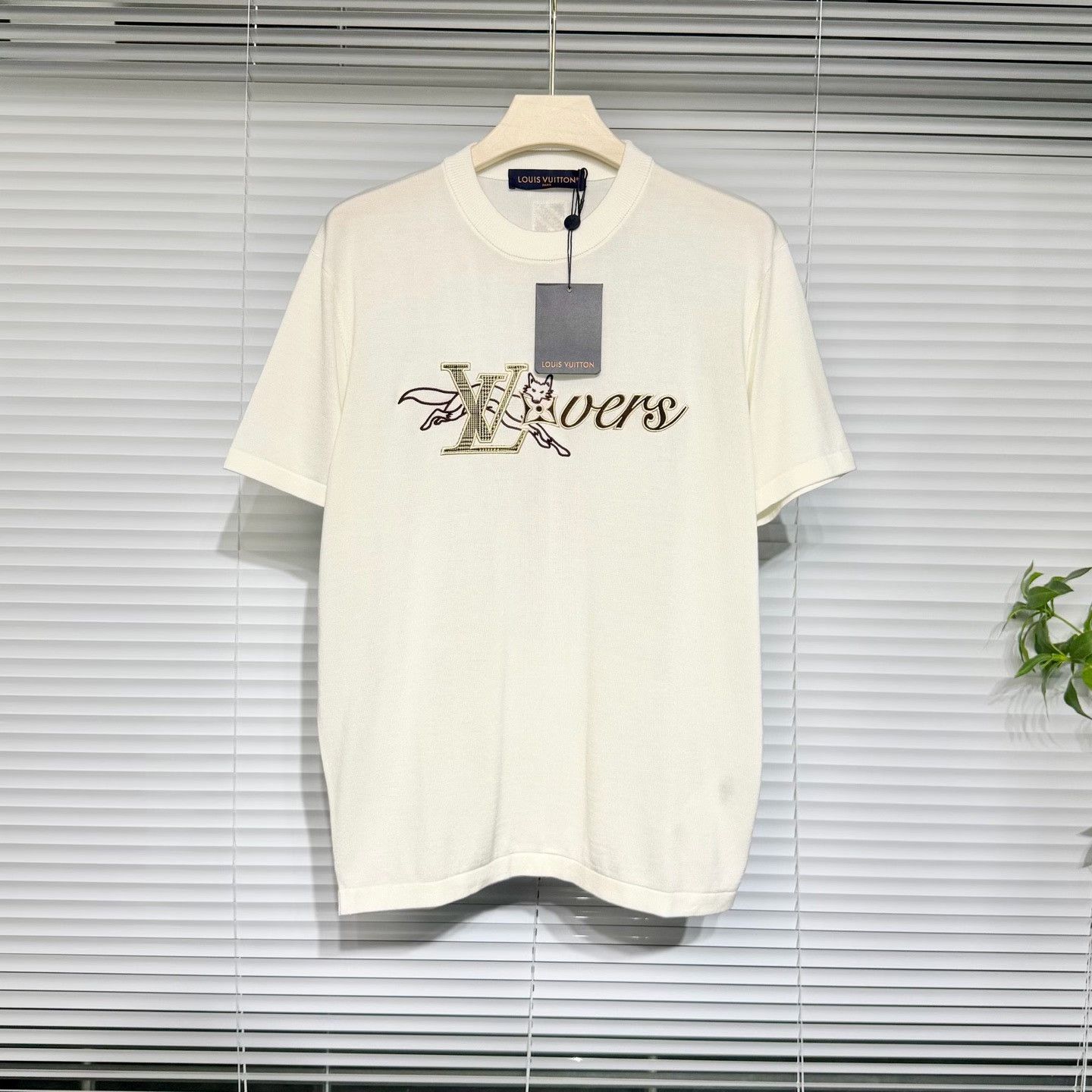 Louis Vuitton LV Knit Short Sleeve Fox Embroidered Logo Size US L / EU 52-54 / 3 - 1 Thumbnail