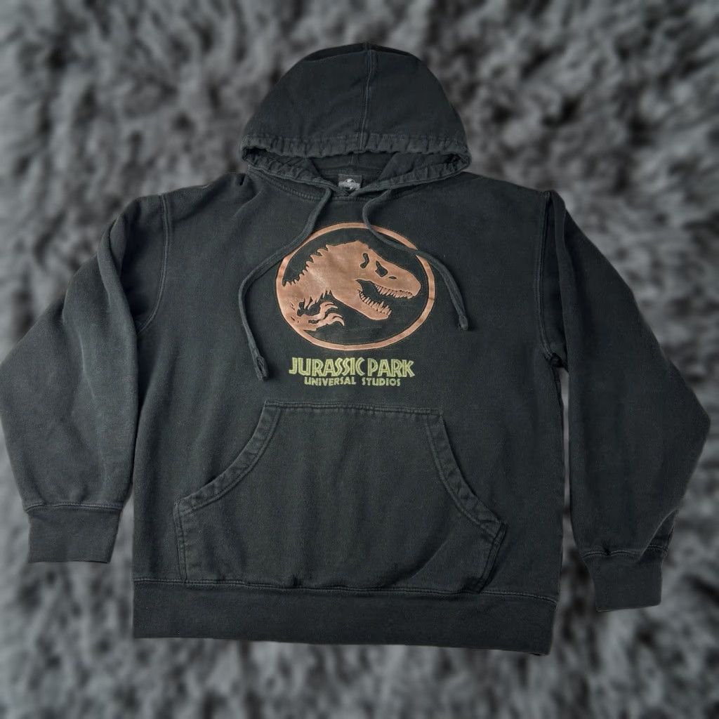 Vintage Jurassic Park Universal Studios Pullover Black Graphic Hoodie Men’s Medium Hooded Logo 90s Dinosaurs Movie Fan Shirt? Size US M / EU 48-50 / 2 - 1 Thumbnail