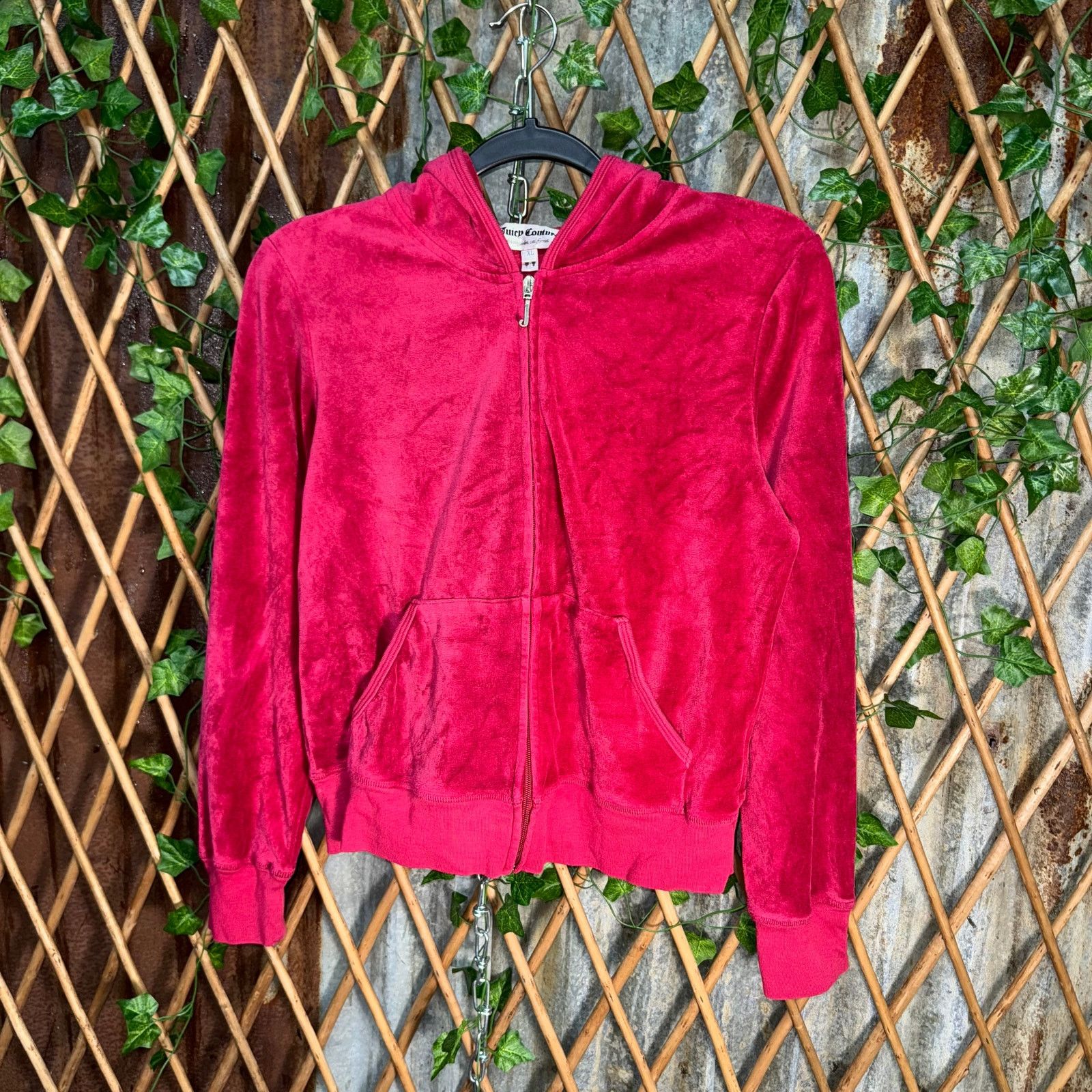Juicy Couture Vintage Y2K juicy couture femme USA made 1990s velour hoodie Size XL / US 12-14 / IT 48-50 - 1 Thumbnail