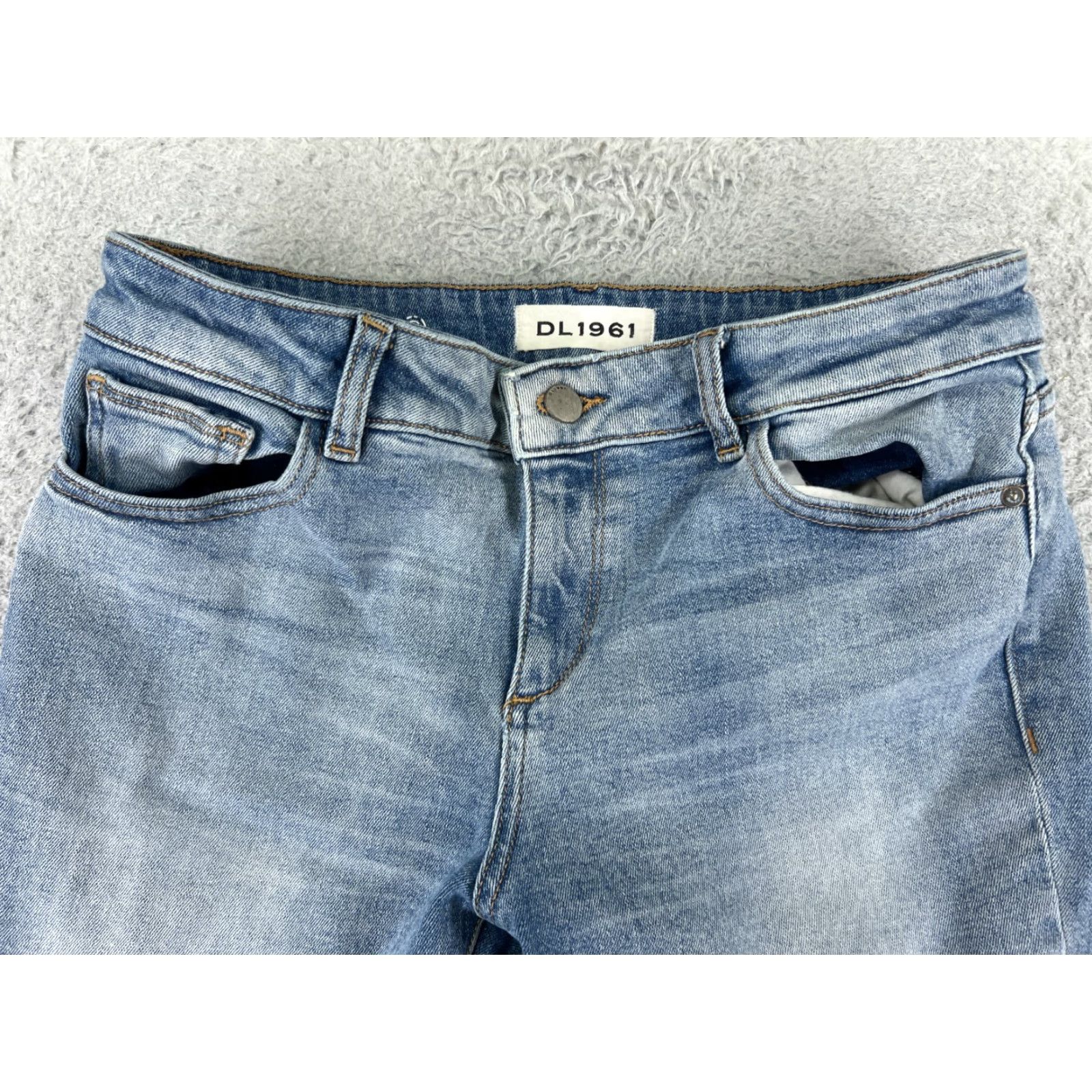 DL1961 DL1961 Jeans Womens 28 Blue Denim Margaux Instascuplt Ankle Skinny 28x27 Distressed City 90s? Wait. Size 28" / US 6 / IT 42 - 4 Thumbnail