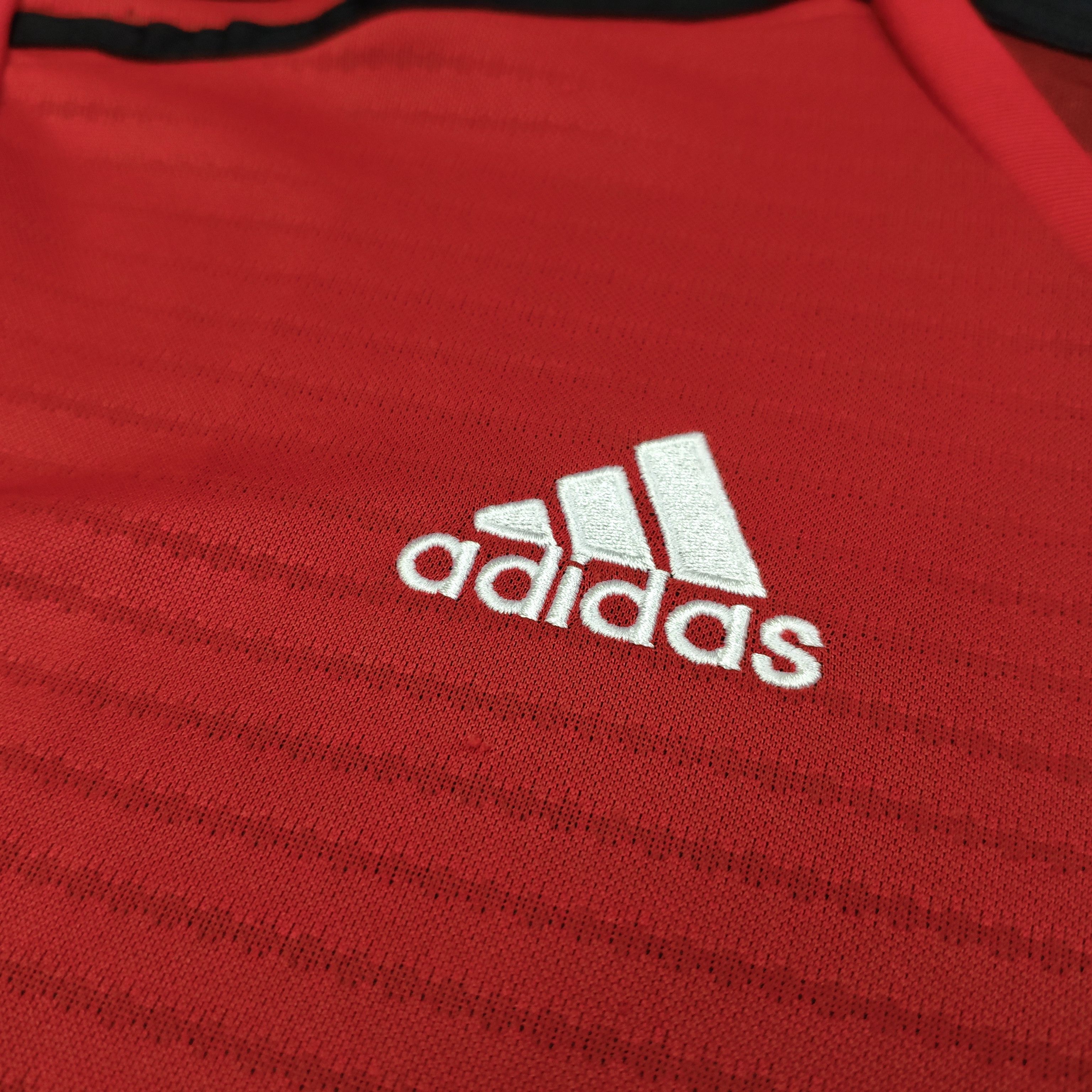 Adidas ADIDAS X MANCHESTER UNITED Chevrolet 18/19 Home Jersey S Size US S / EU 44-46 / 1 - 9 Thumbnail