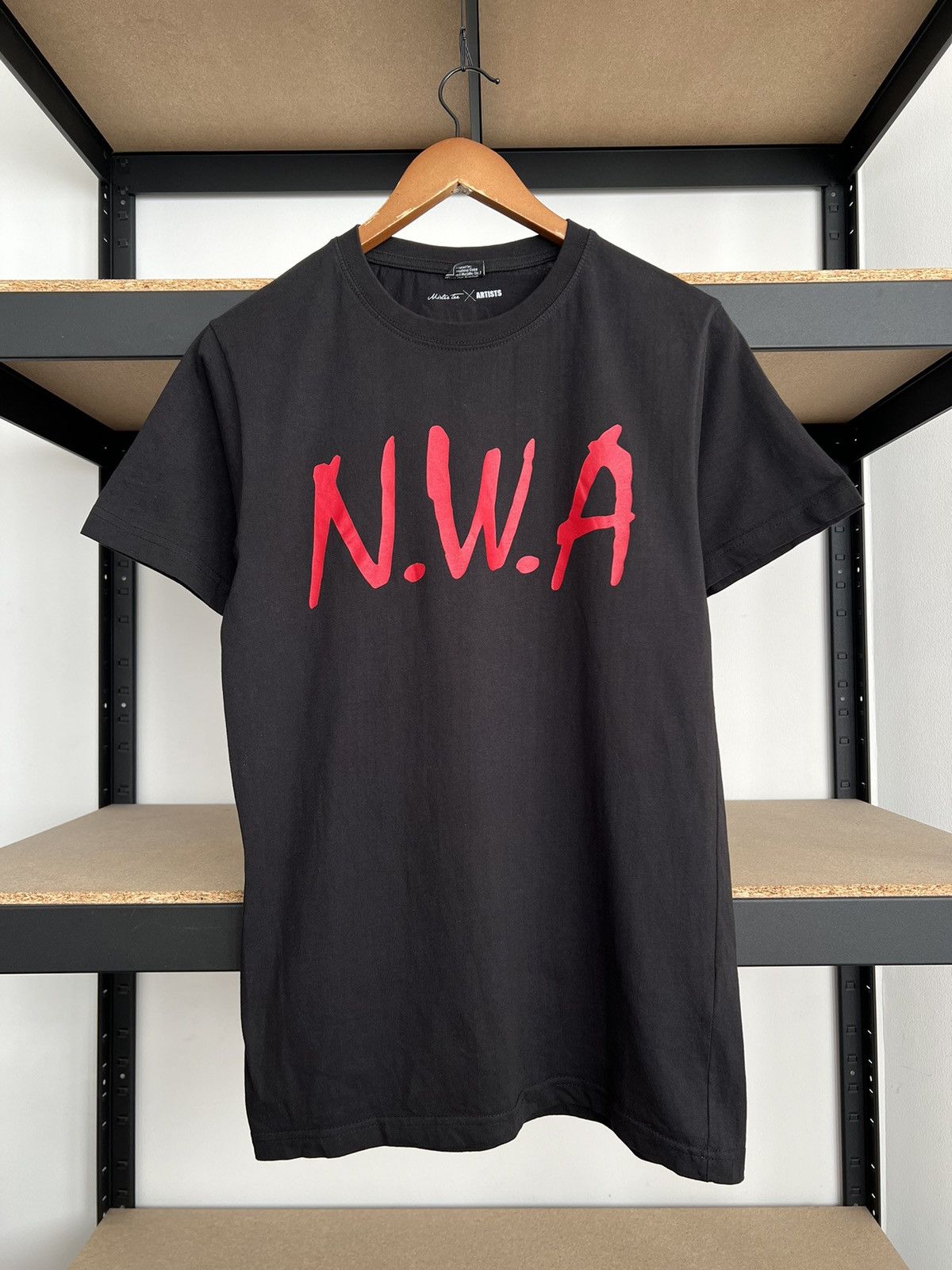 Rap Tees NWA N.W.A Mister Tee x Artists Rap Band Black T-shirt Size US S / EU 44-46 / 1 - 1 Thumbnail
