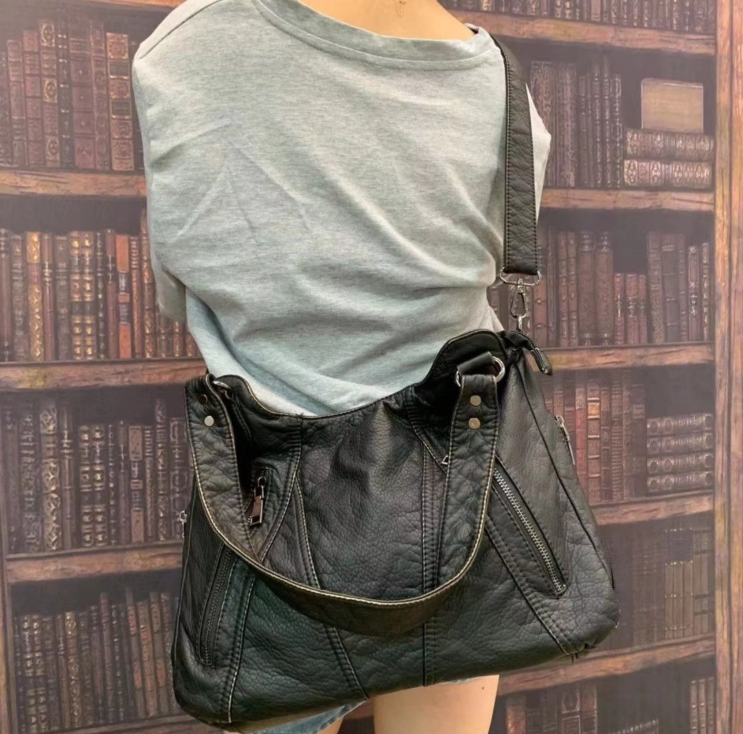 Vintage Fashion Distressed Y2K Hot Girl Shoulder Bag Size ONE SIZE - 3 Thumbnail