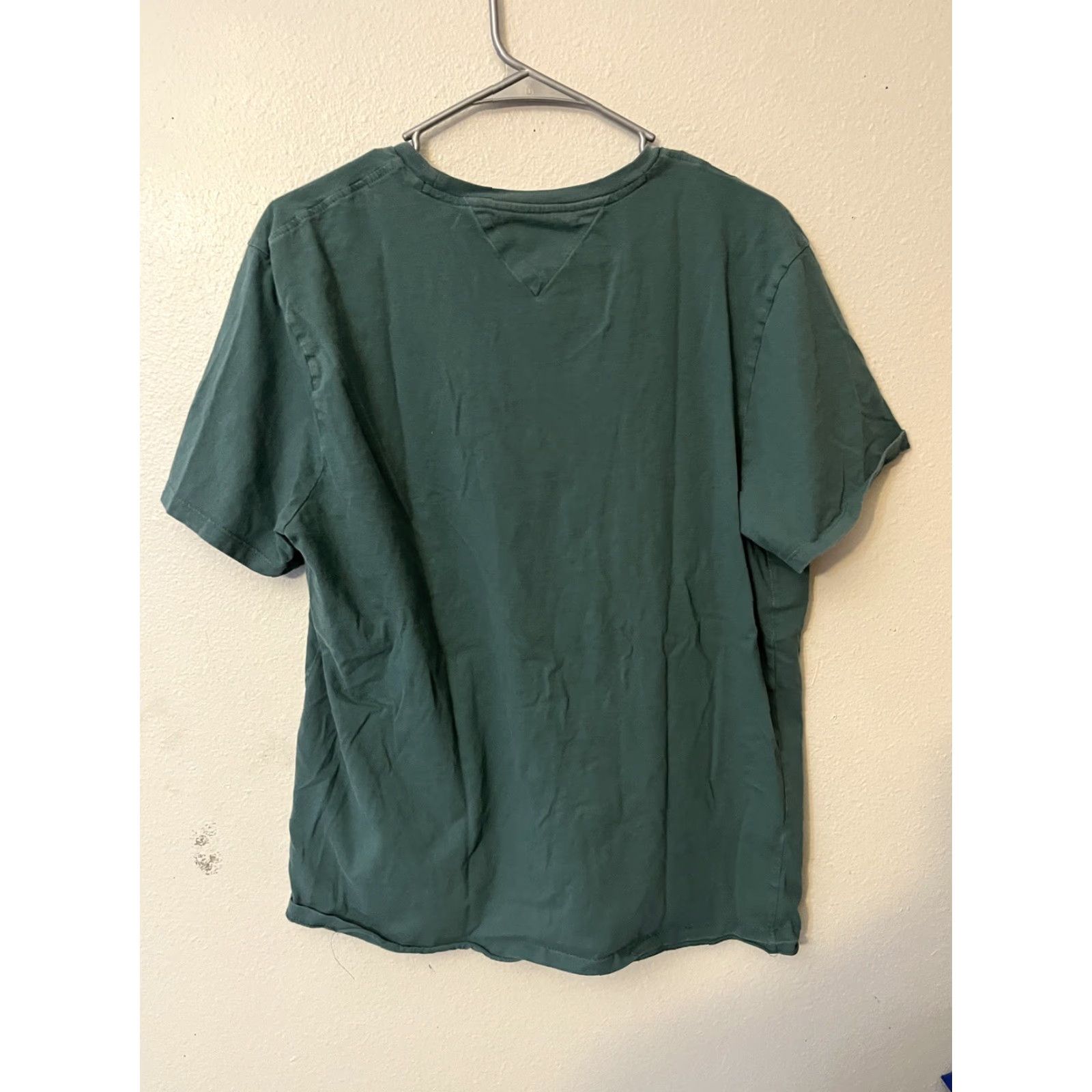 Tommy Hilfiger Tommy Hilfiger Mens Large Crew Neck T Shirt Short Sleeve Solid Green Shirt Mens L Green Logo Size US L / EU 52-54 / 3 - 2 Thumbnail
