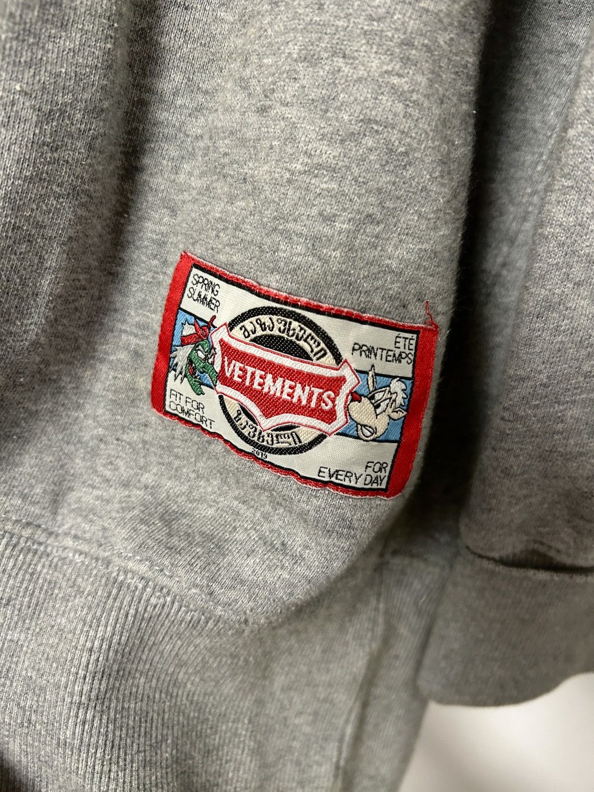 Vetements SS2019 Augmented Reality Cartoon Zoo Hoodie Size US S / EU 44-46 / 1 - 6 Thumbnail
