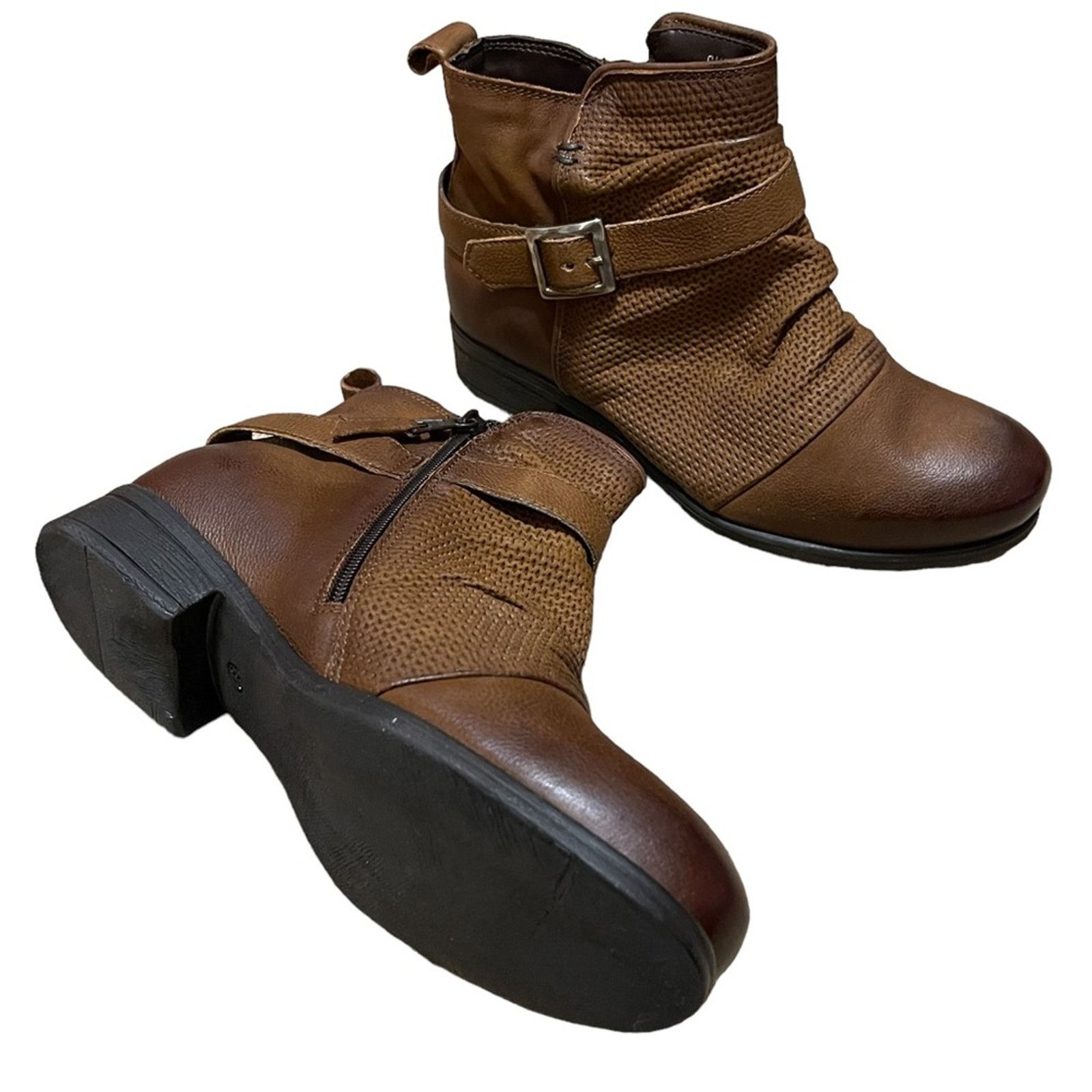 Other Miz Mooz Wide Width Ankle Boots Suzy Hazelnut EU 37 NIB Size US 6.5 / IT 36.5 - 12 Thumbnail
