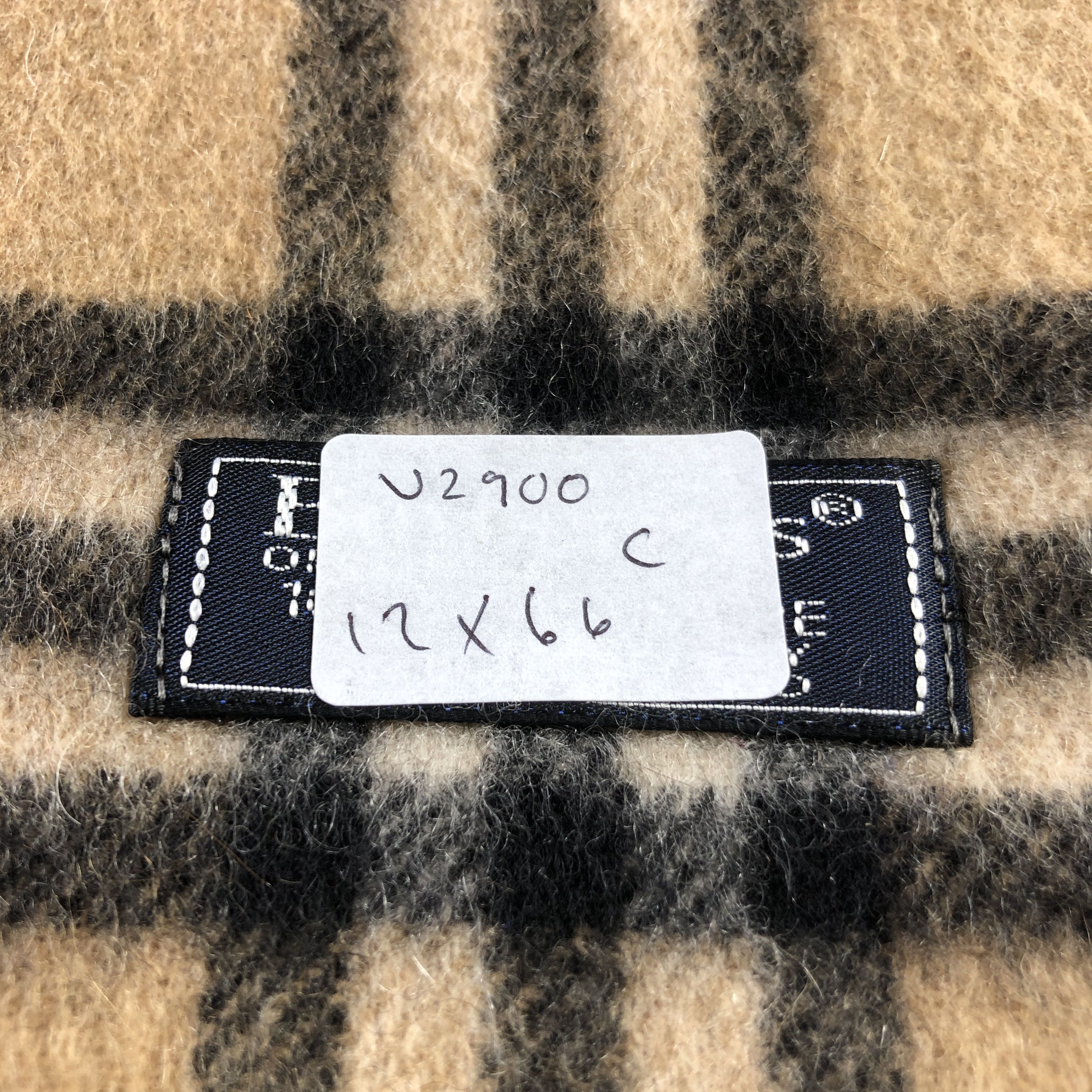 Burberry Burberry Tan Nova Check Cashmere Scarf Muffler V2900 Size ONE SIZE - 9 Thumbnail