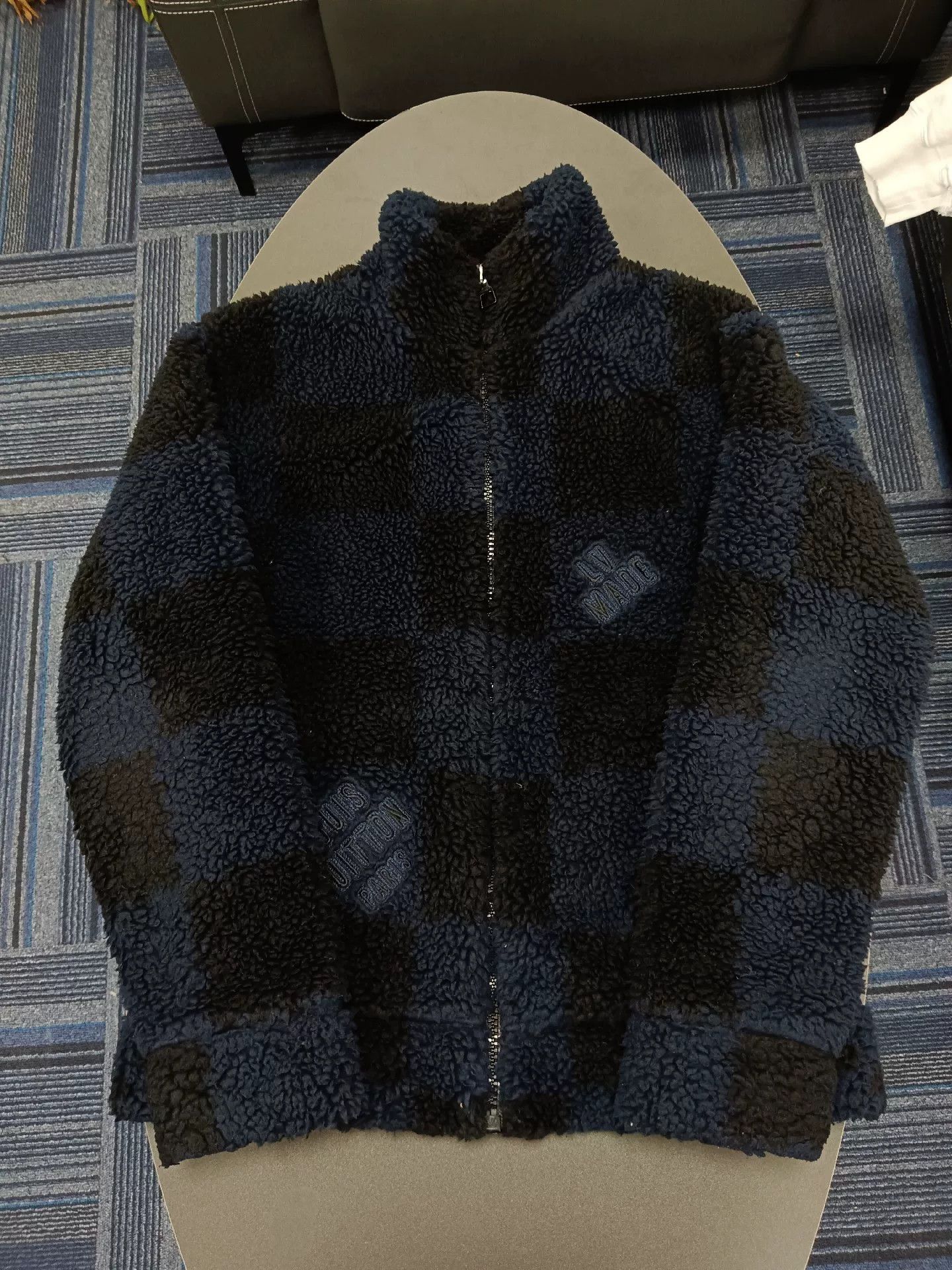 Louis Vuitton louis vuitton plaid fleece jacket blue black Size US L / EU 52-54 / 3 - 1 Thumbnail