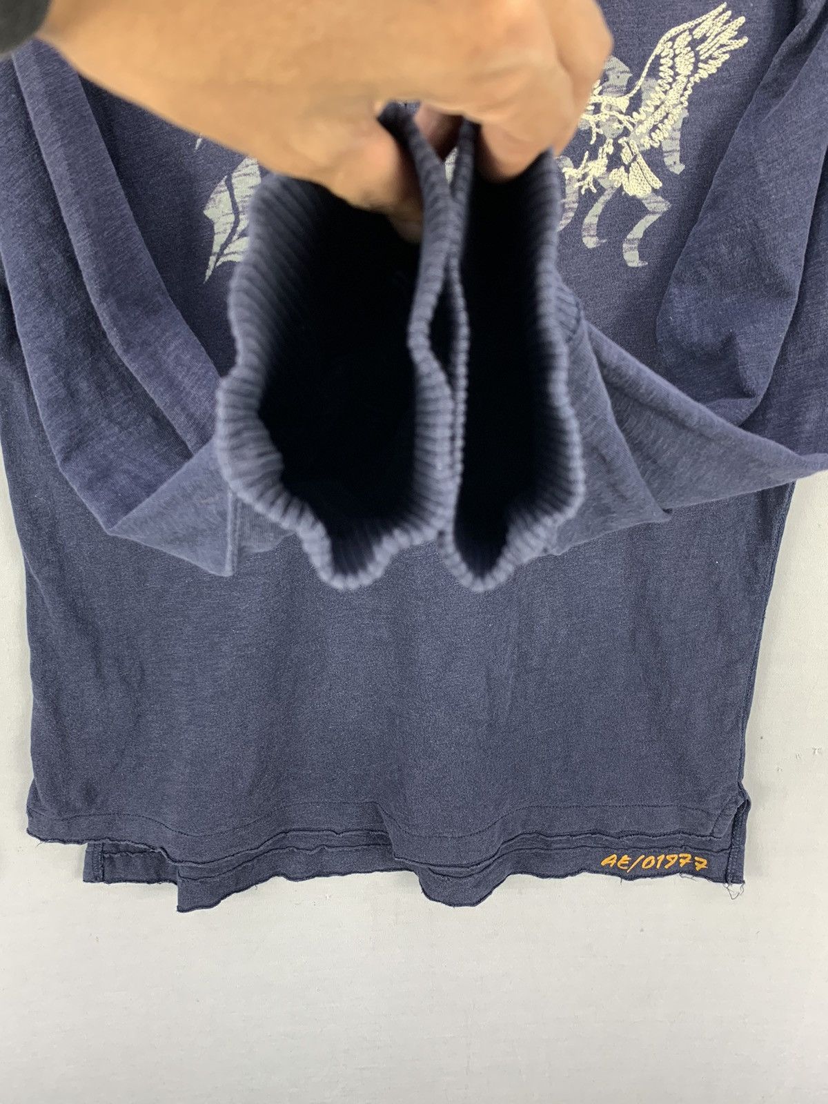 American Eagle Outfitters American Eagle Outfitter Longsleeve Street Style Y2K Tshirt Size US L / EU 52-54 / 3 - 11 Thumbnail