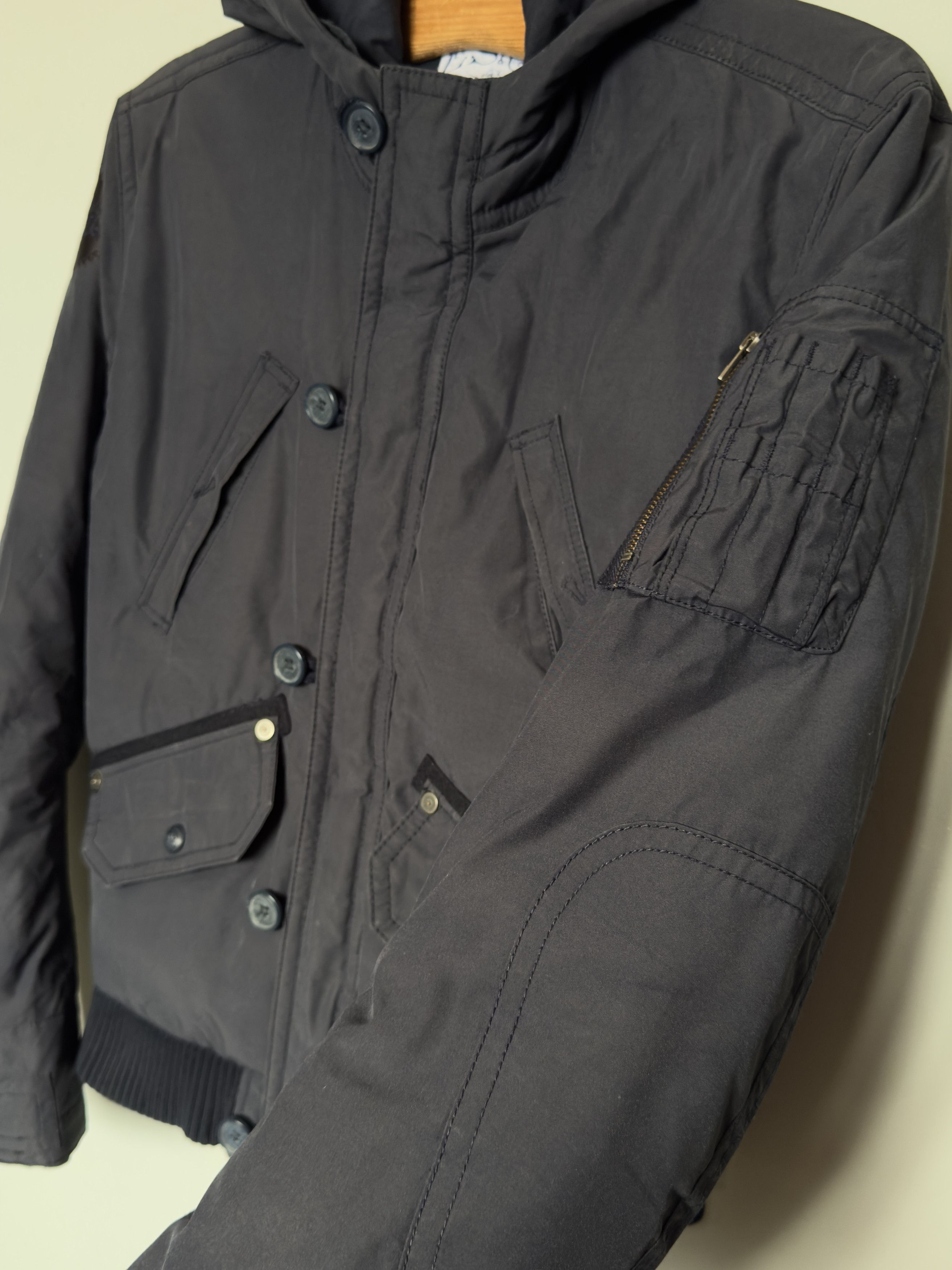 Levi's 🔥 hooded bomber puffer jacket Levis size L Size US L / EU 52-54 / 3 - 9 Thumbnail