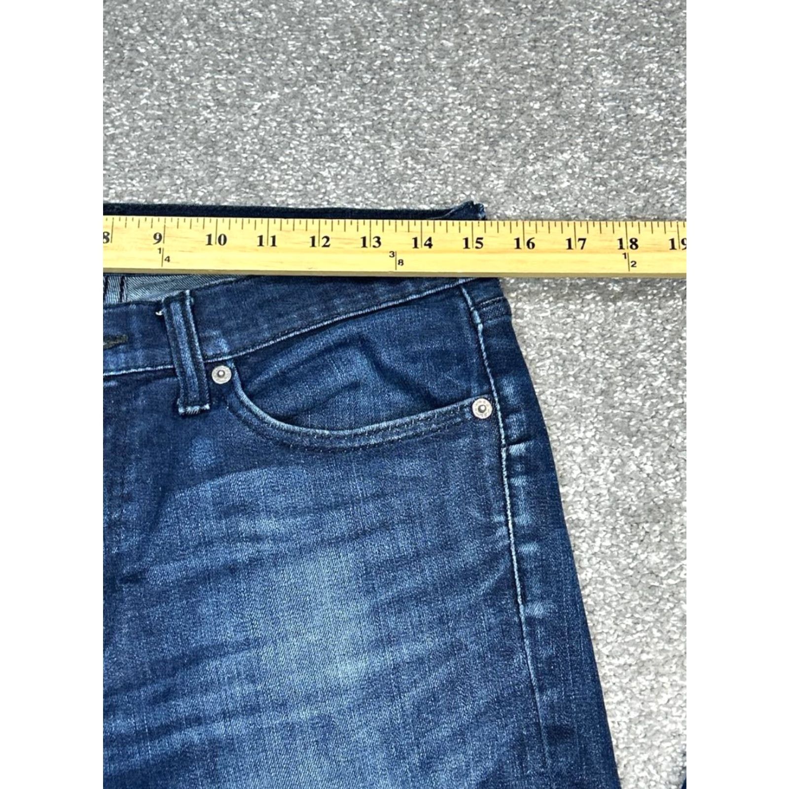 Levi's Levis 511 Jeans Mens Slim Skinny Low Rise Button Zipper 32 Blue Cotton Stretch Denim 29 Inseam Regular Size Type Jeans City Preppy Size US 32 / EU 48 - 3 Thumbnail
