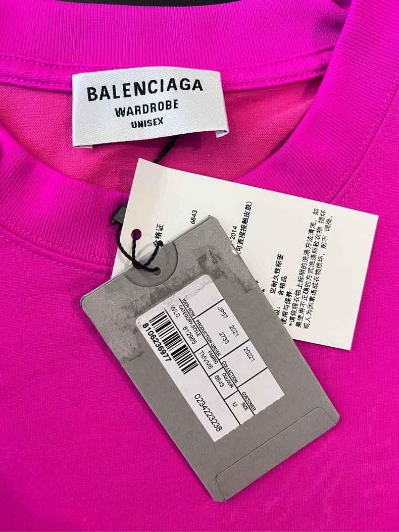 Balenciaga Balenciaga New dragon fruit pink rose pink lock scissors s Size US M / EU 48-50 / 2 - 5 Thumbnail