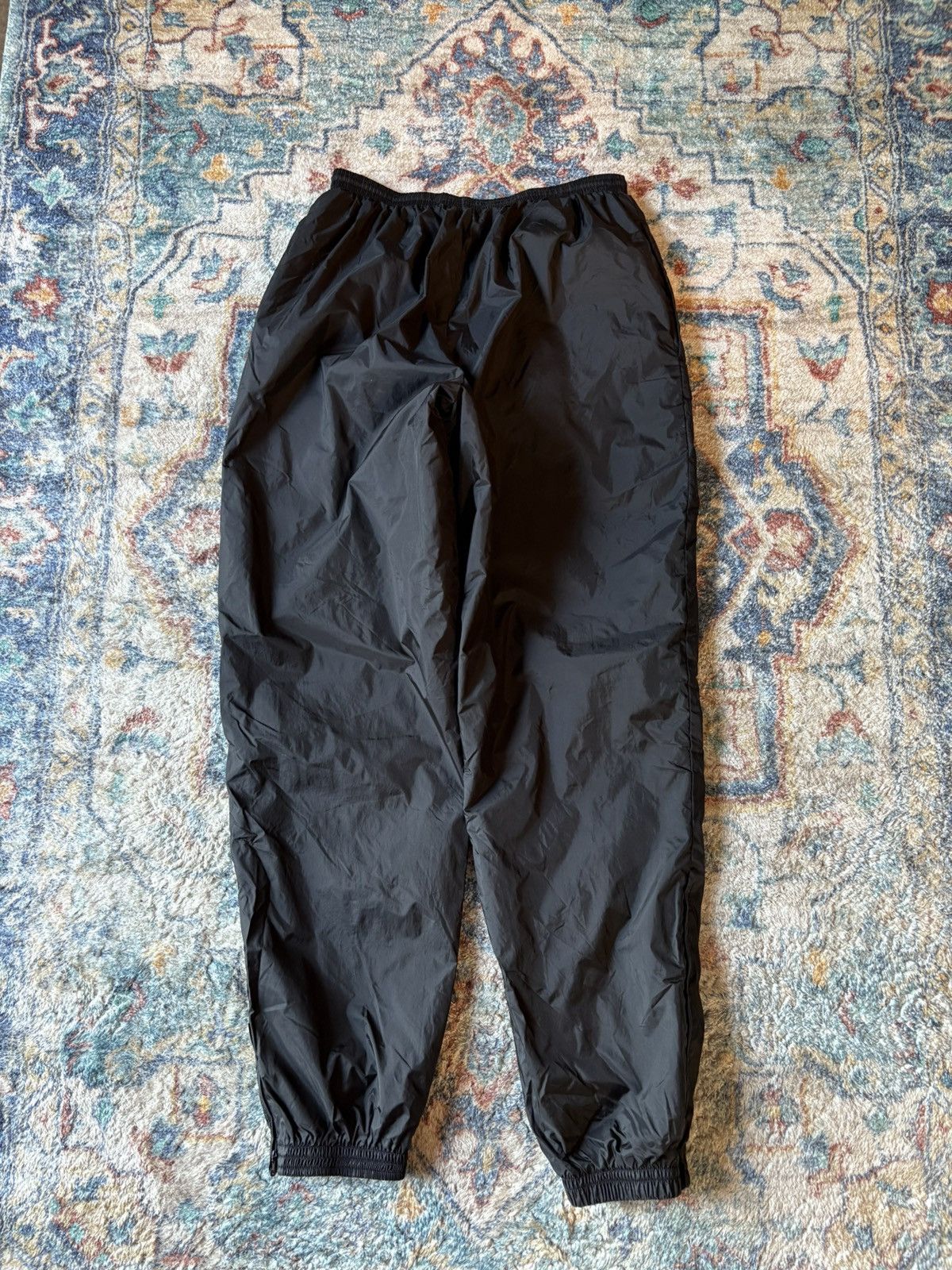 Nike Vintage Nike Black Tonal Track Pants Large Size US 34 / EU 50 - 2 Thumbnail