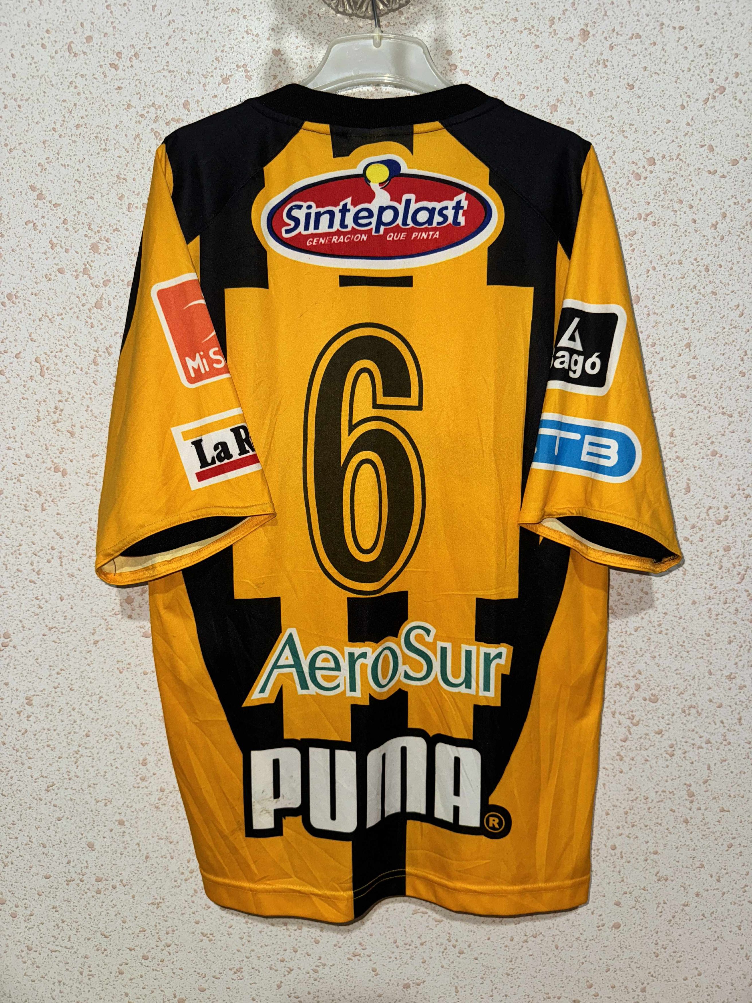 Puma × Vintage The Strongest 2003 Home Shirt Puma - Number #6 Size US M / EU 48-50 / 2 - 2 Thumbnail