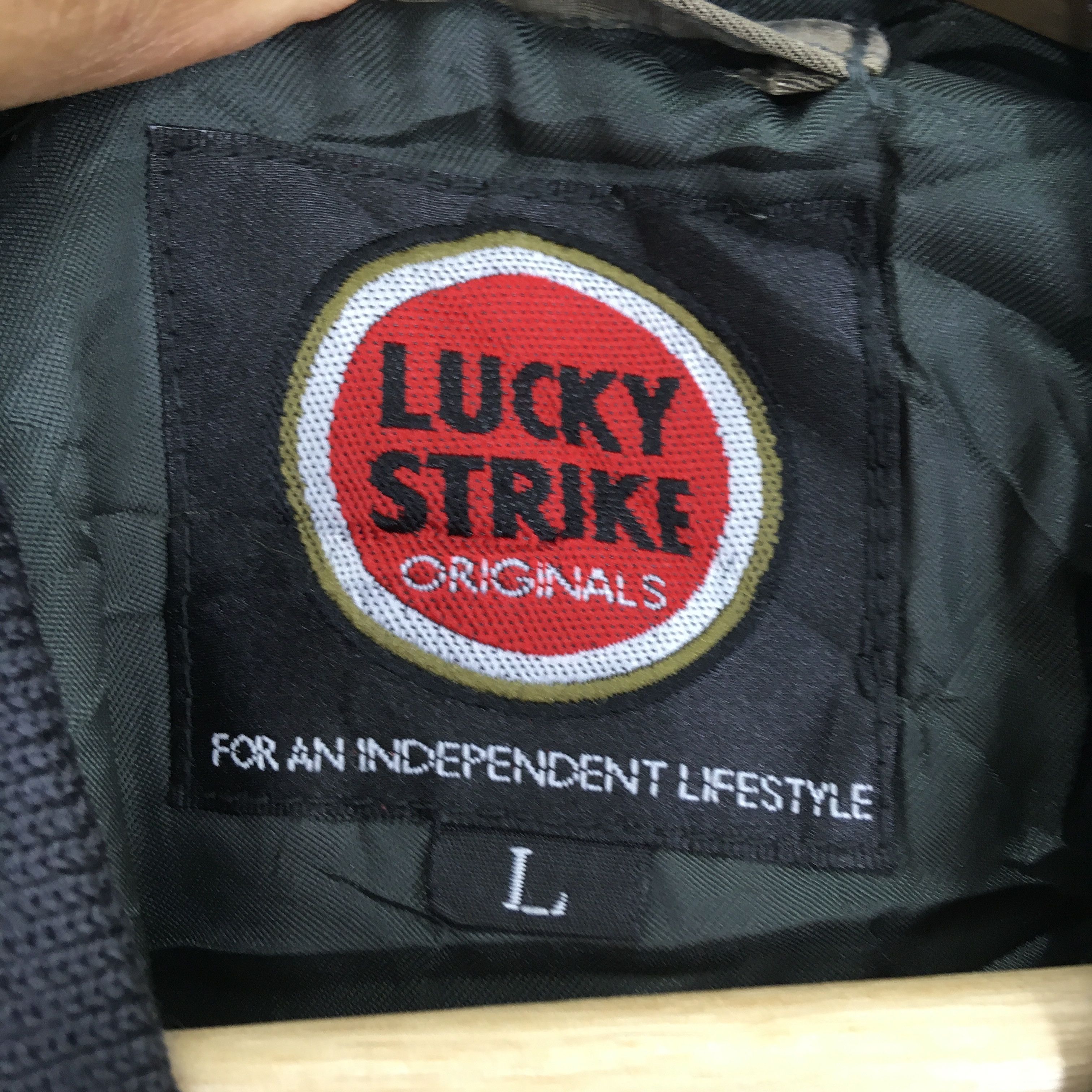Japanese Brand Vintage 90's Lucky Strike Olive Green MA-1 Bomber Jacket Size US L / EU 52-54 / 3 - 10 Thumbnail