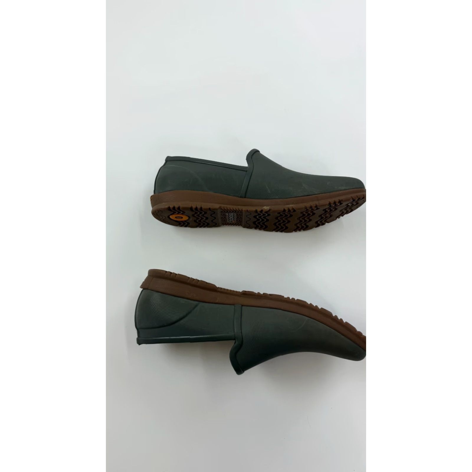 Vintage VINTAGE Bogs Women's Slip-On Boot Size 10 Gray Waterproof Rubber Casual Fall Winter Size US 10 / IT 40 - 6 Thumbnail
