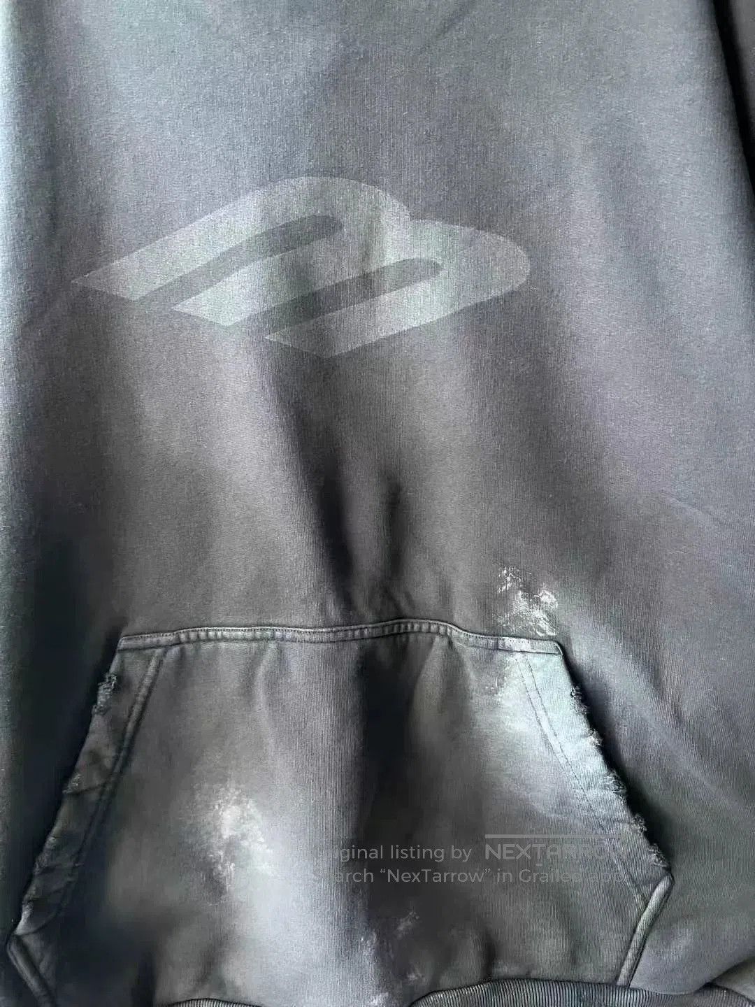 Balenciaga balenciaga 3b paint splash distressed hoodie. Size US XL / EU 56 / 4 - 6 Thumbnail