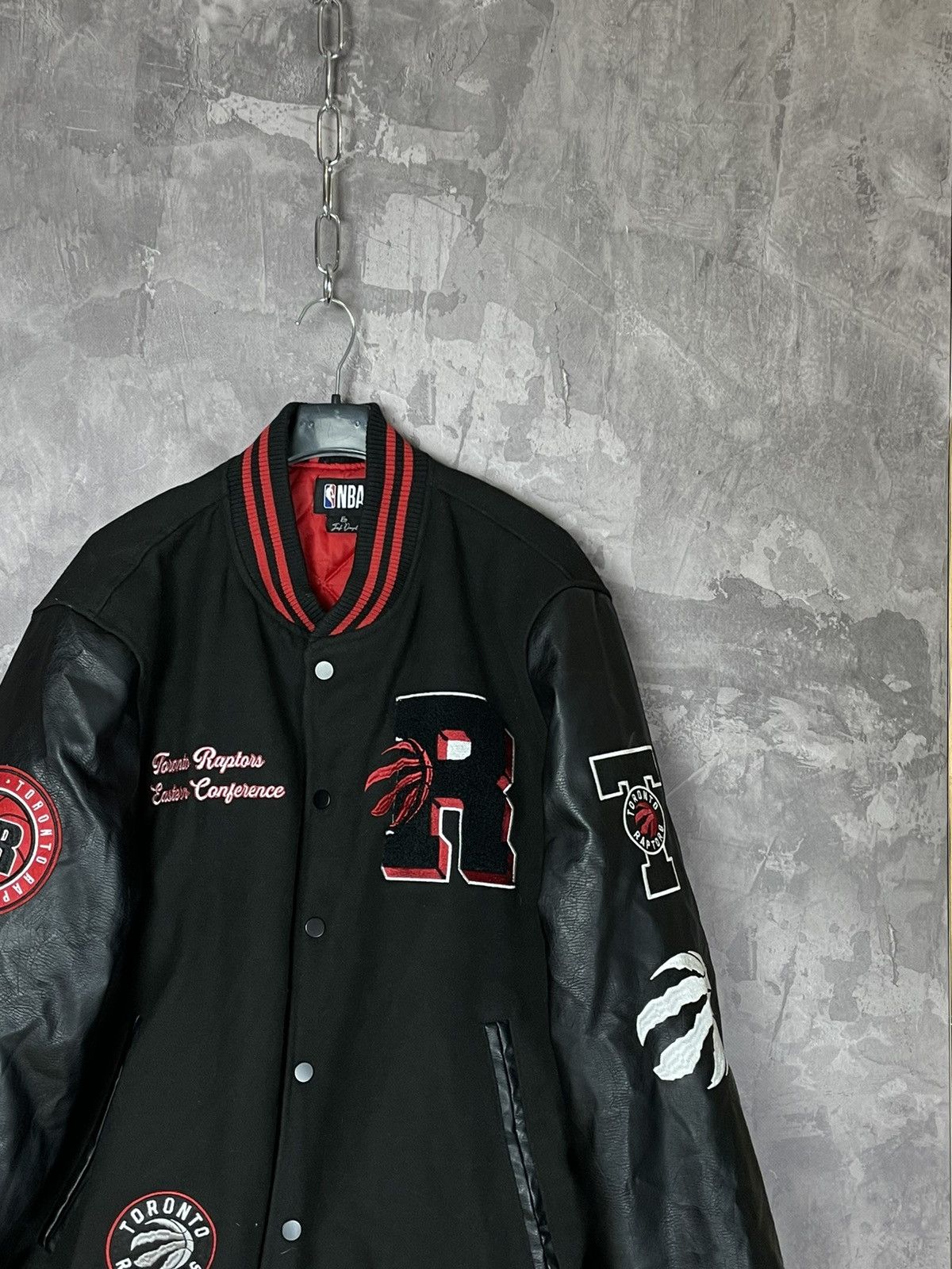 NBA × Vintage Vintage Toronto Raptors Bomber Jacket Racing Style Y2K Size US L / EU 52-54 / 3 - 3 Thumbnail