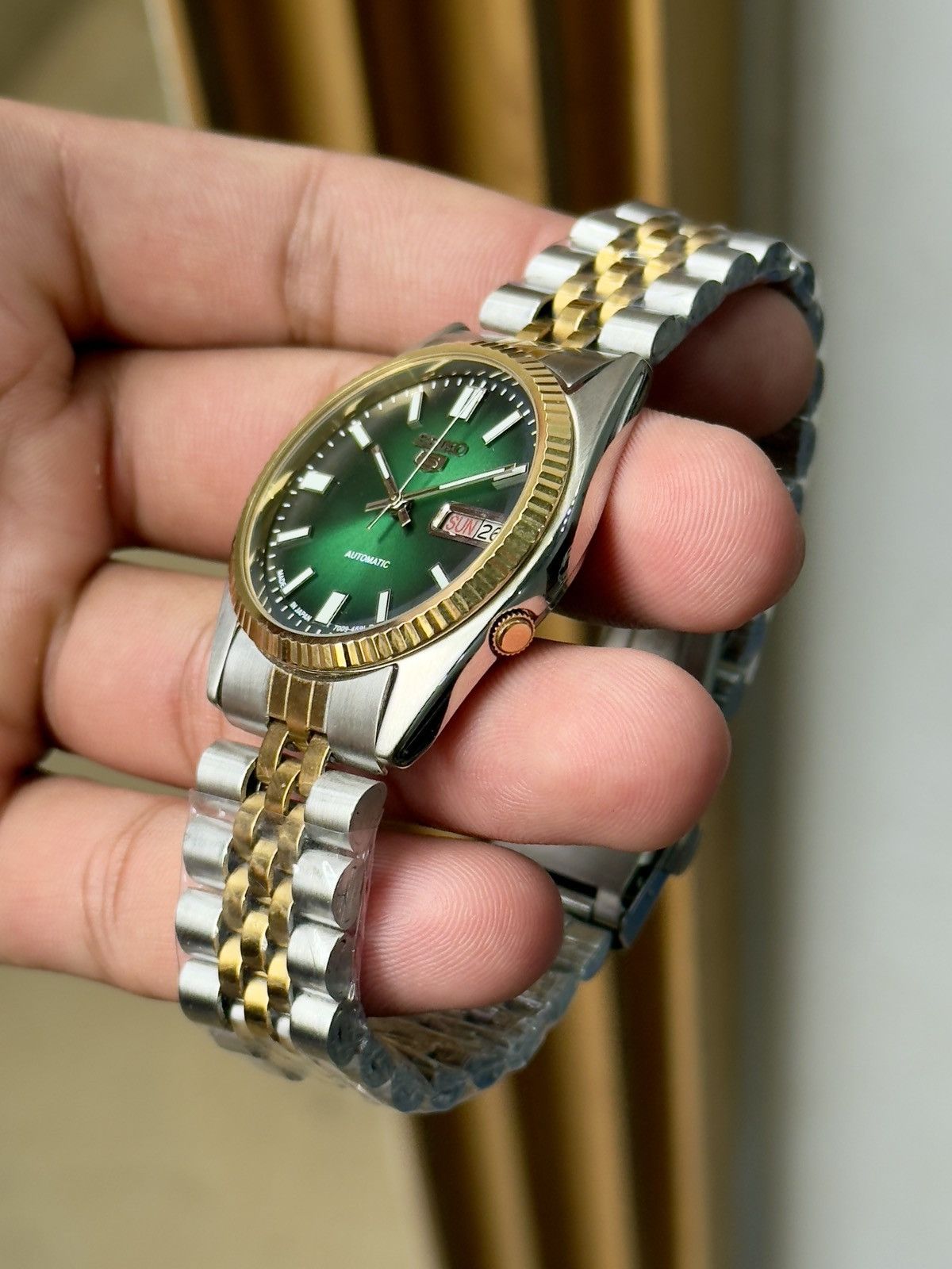 Vintage Seiko SNXJ NOS Automatic 7009 green Dial Men’s Wrist Watch Size 36 - 6 Thumbnail