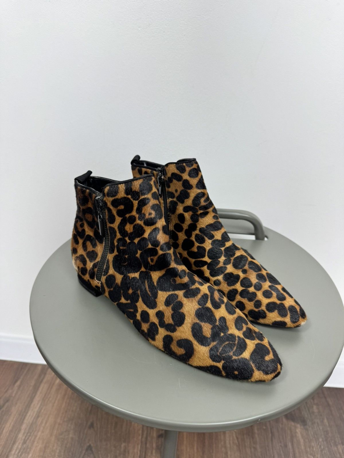 Other Women’s Leopard Print Faux Pointed Toe Ankle Boots Size 40 Size US 9 / IT 39 - 3 Thumbnail