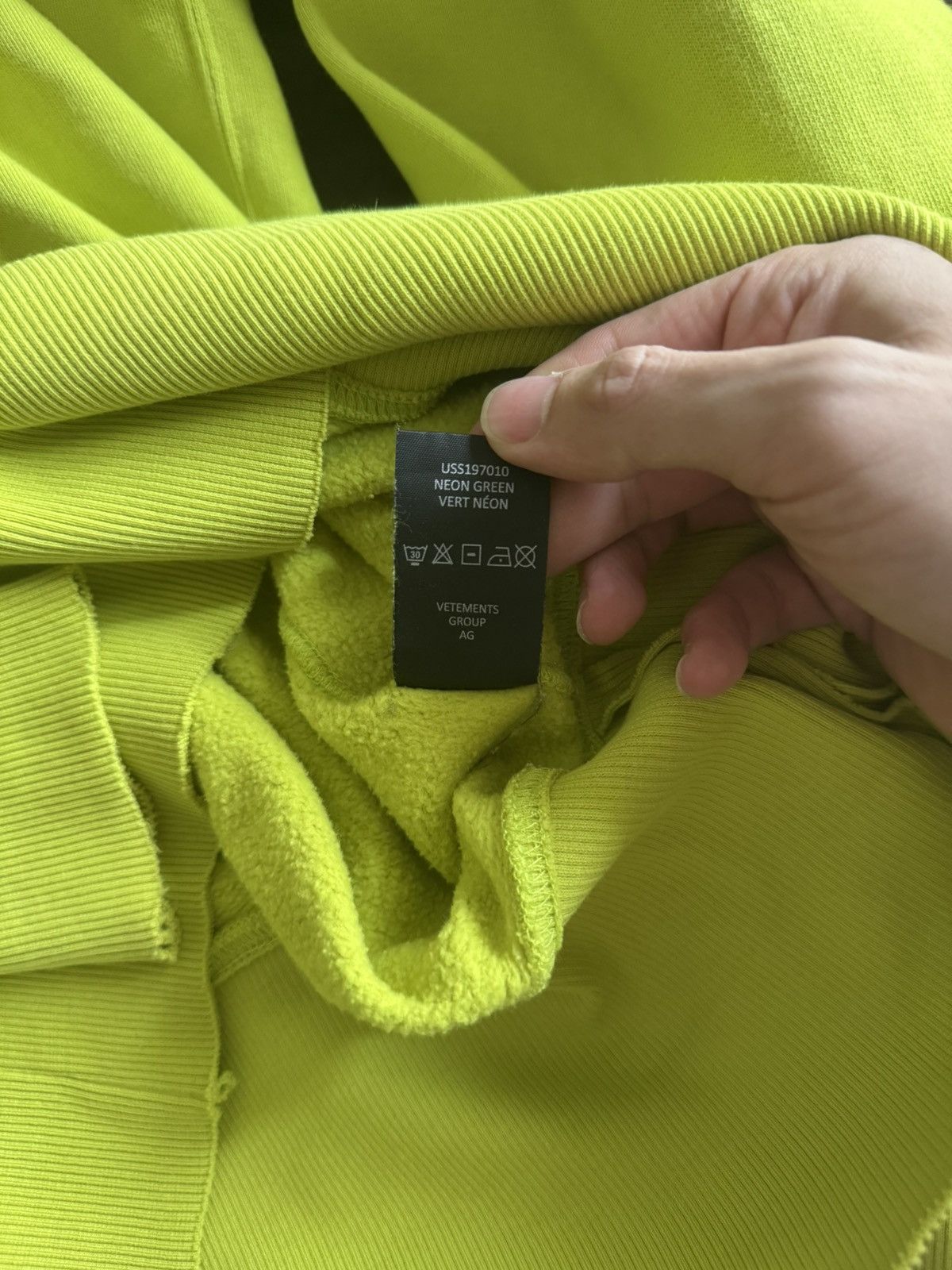 Vetements Vetements Augmented Reality Hoodie Size US XS / EU 42 / 0 - 7 Thumbnail