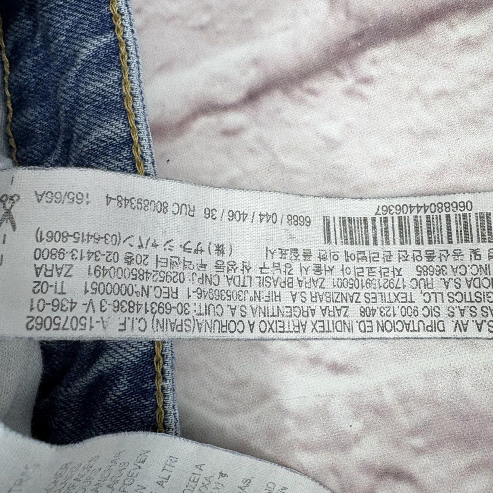 Zara VINTAGE Zara Jeans Womens 4 Blue Mid Rise Straight Distressed Crop Raw Hem 26x26 Denim Size 27" / US 4 / IT 40 - 6 Thumbnail