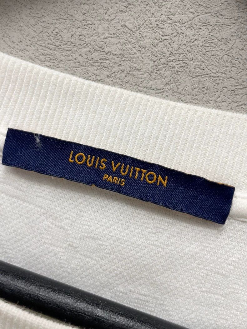 Louis Vuitton Louis Vuitton white pocket and full print of old flower sh Size US S / EU 44-46 / 1 - 7 Thumbnail