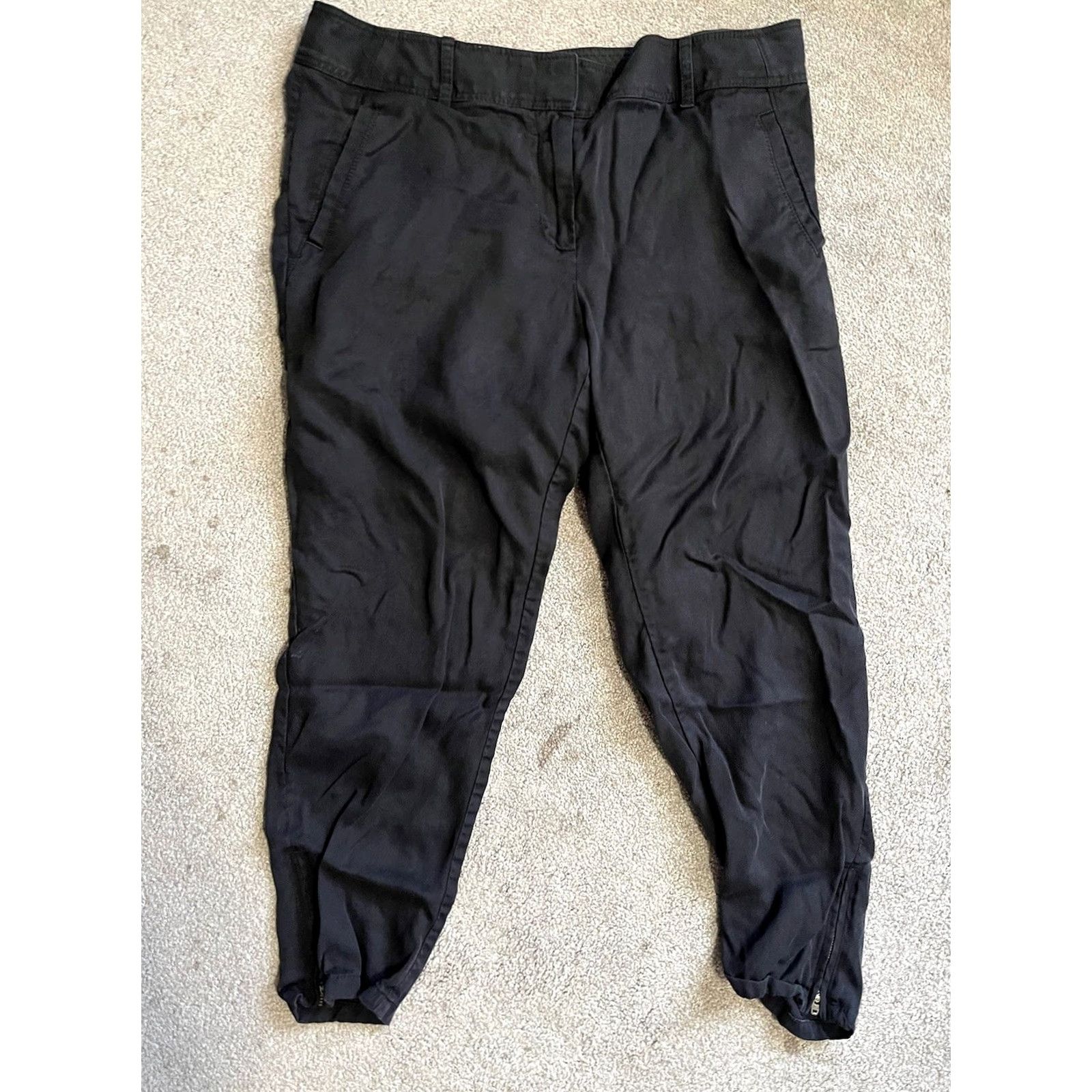 Loft VINTAGE Loft Emory Taper Pants 10P Black Lyocell Elastic Ankle Womens 10P Black Lyocell Elastic Waist Tapered Pant Size 32" / US 10 / IT 46 - 2 Thumbnail
