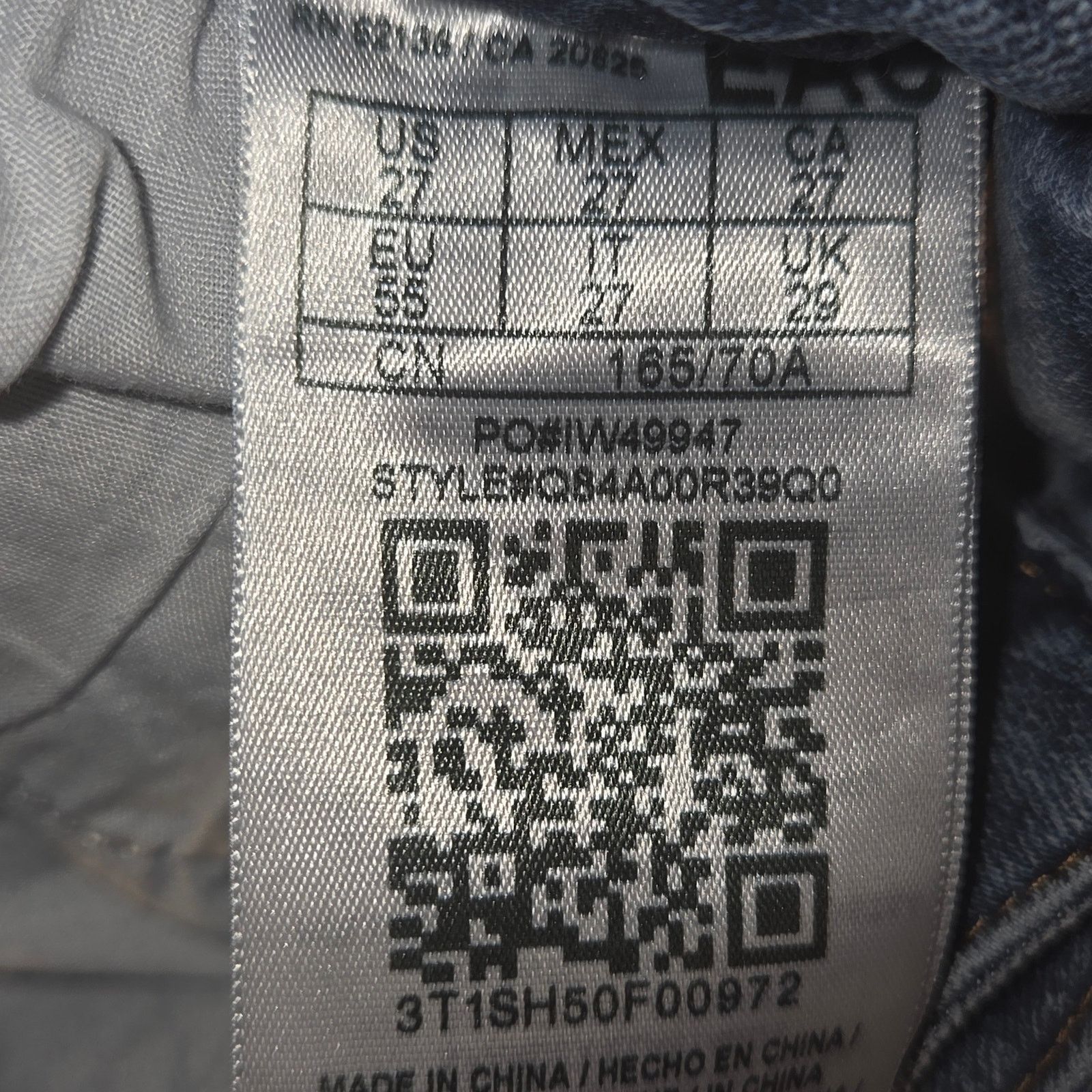 Guess Vintage Guess Jeans - Women's Size 27 - Distressed Blue Size 27" / US 4 / IT 40 - 8 Thumbnail