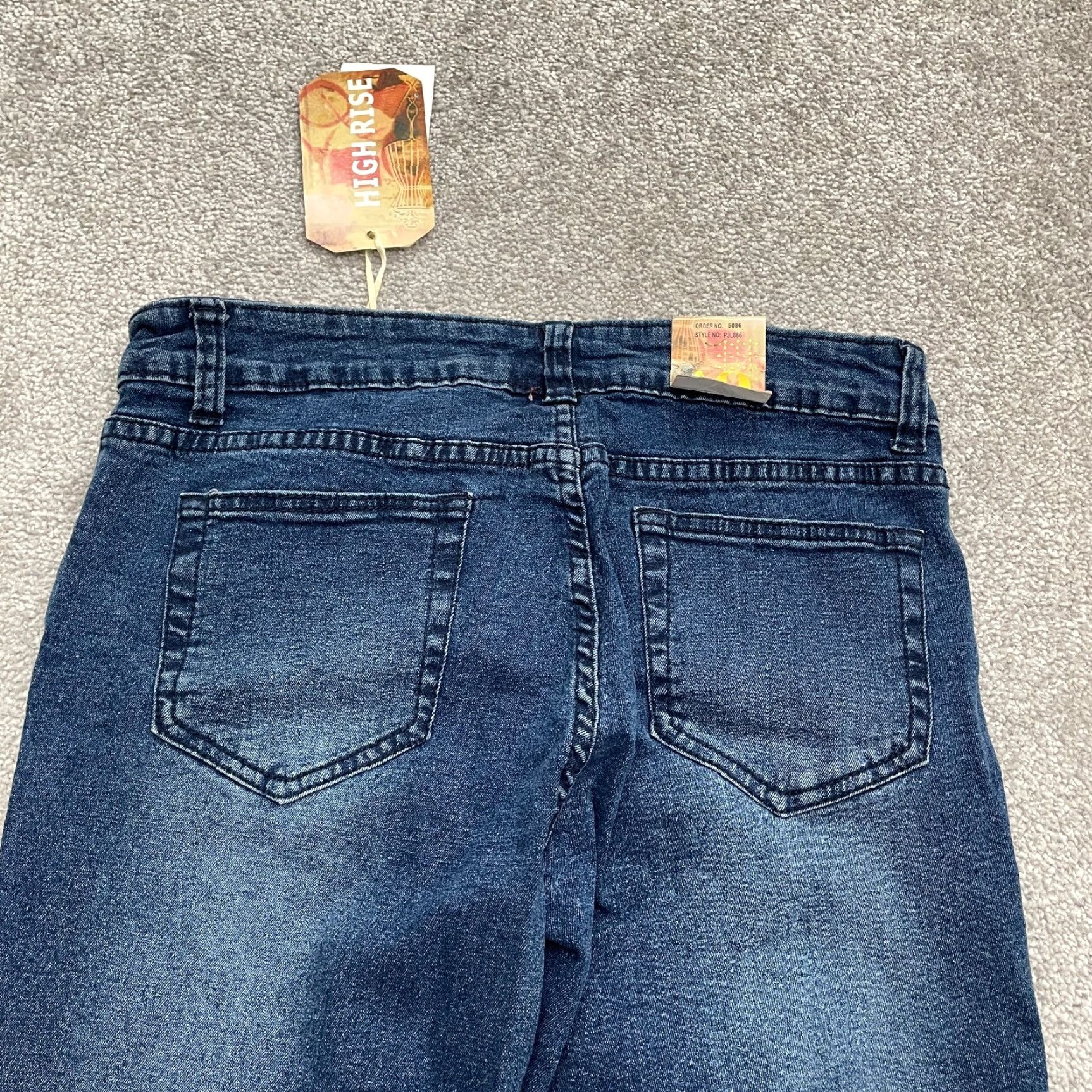 Vintage American Quality Jeans Juniors 13 High Rise Distressed Dark Blue 30x30 NWT Denim Size 34" / US 12 / IT 48 - 3 Thumbnail