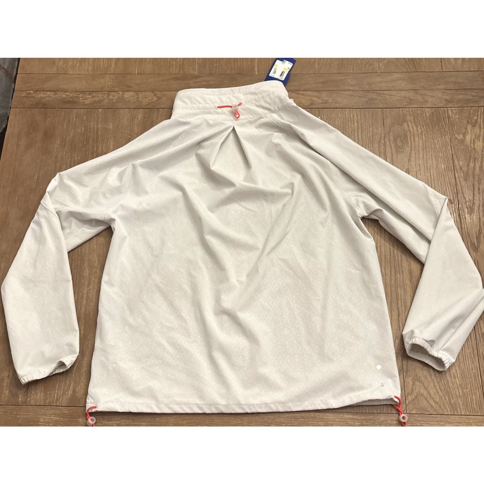 Under Armour NWT Under Armour Jacket Women Athlete Recovery UA Tech M Cream White Windbreaker Running Size M / US 6-8 / IT 42-44 - 5 Thumbnail