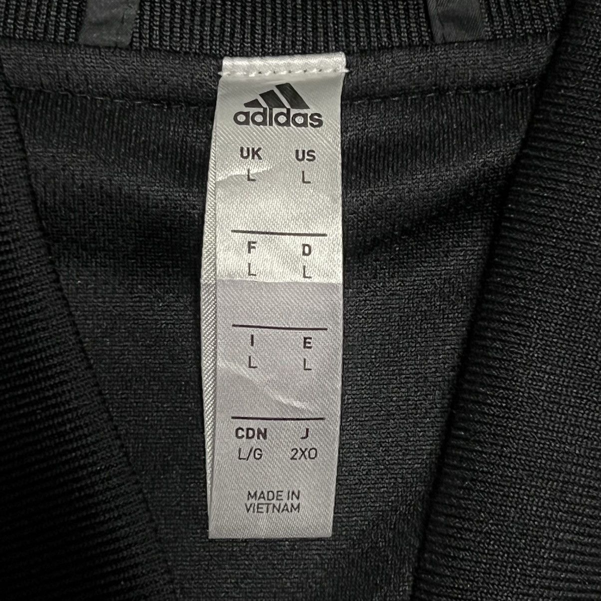 Adidas Adidas Manchester United Size US M / EU 48-50 / 2 - 7 Thumbnail