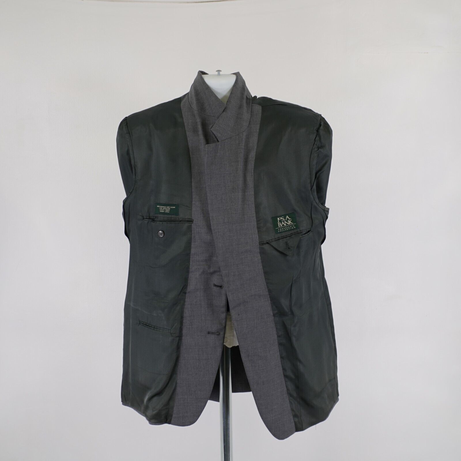 Jos. A. Bank Jos A Bank Traveler's Collecton Gray Twill Wool Blazer 44L 2 Size 44L - 11 Thumbnail