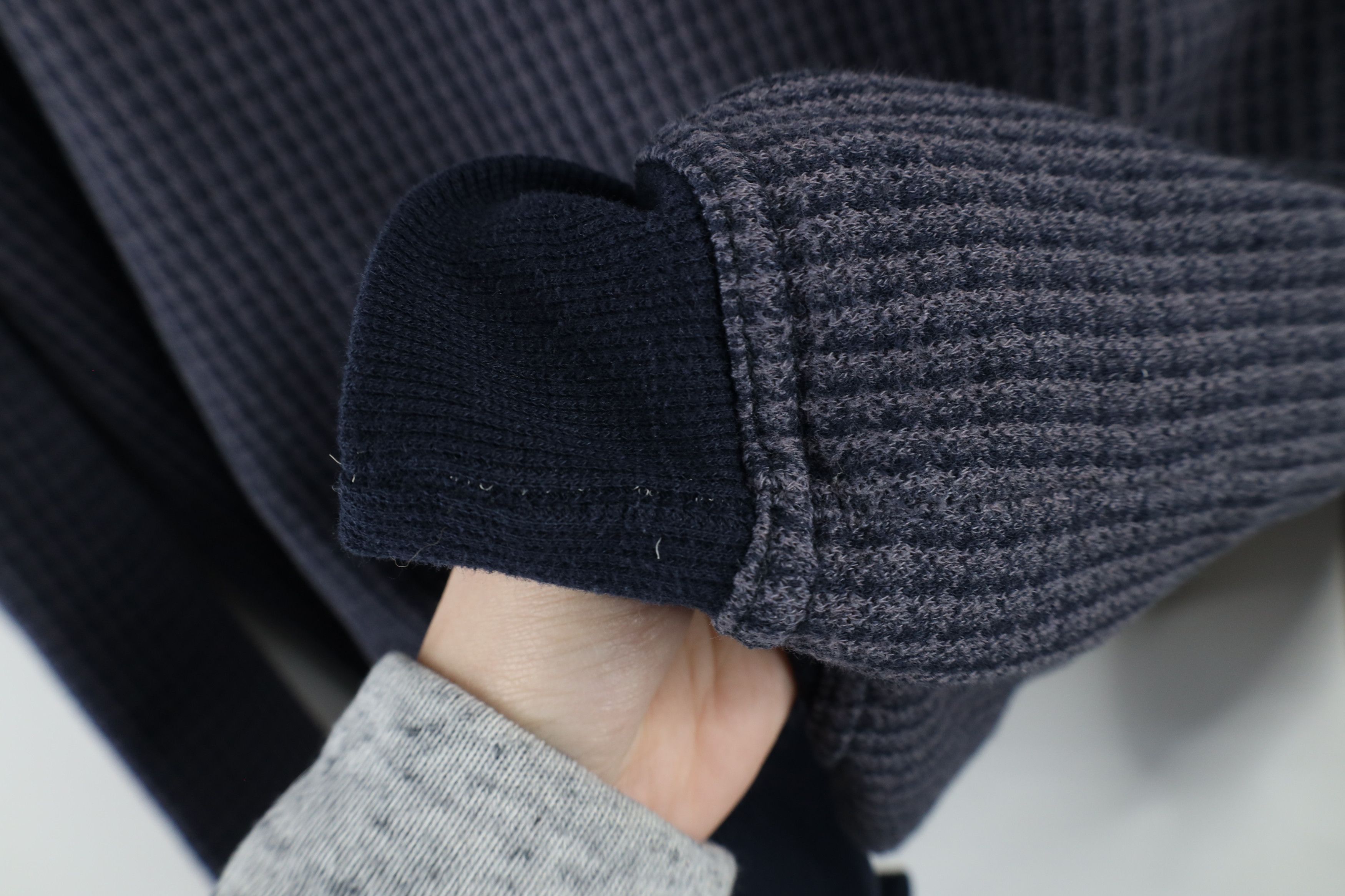 Vintage Vintage 90s Streetwear Thermal Knit Crewneck Sweatshirt Size ONE SIZE - 6 Thumbnail