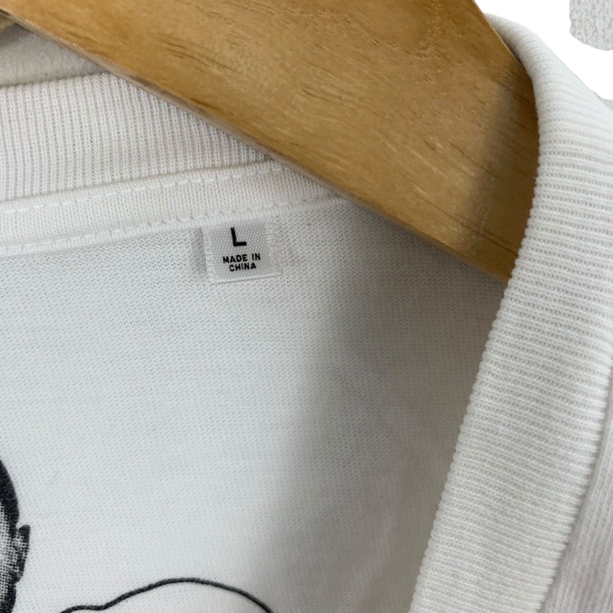 Uniqlo PHARRELL WILLIAMS x UNIQLO Different Special Tee Shirt Top Size L / US 10 / IT 46 - 10 Thumbnail