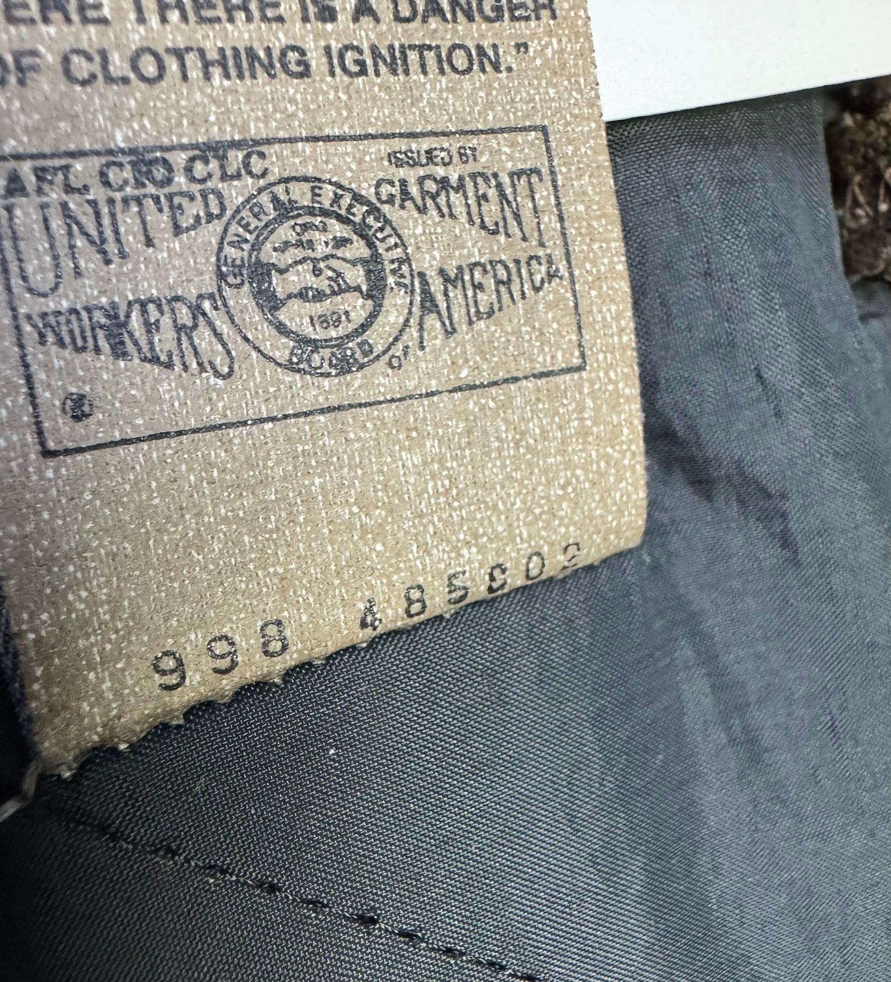 Carhartt Carhartt V02 Maroon Vest L USA 1999 Vintage Size US L / EU 52-54 / 3 - 7 Thumbnail