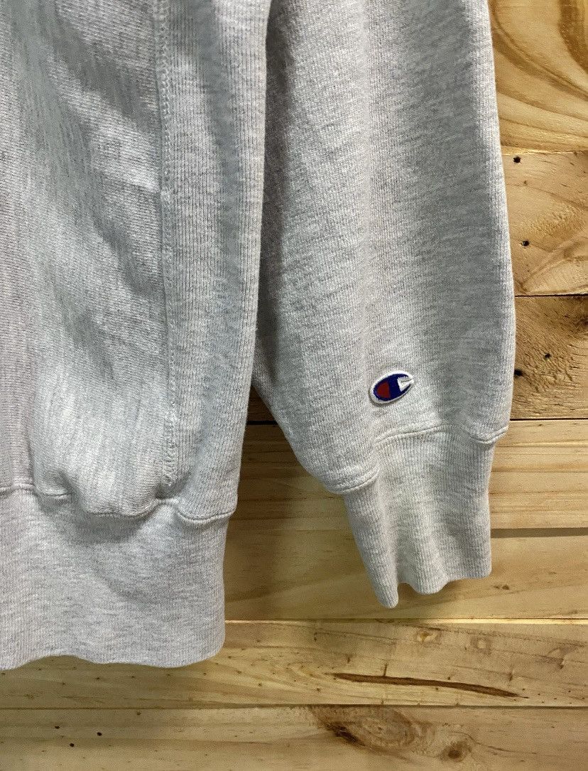 Champion Vintage champion reverse weave university of dayton crewneck Size US M / EU 48-50 / 2 - 5 Thumbnail