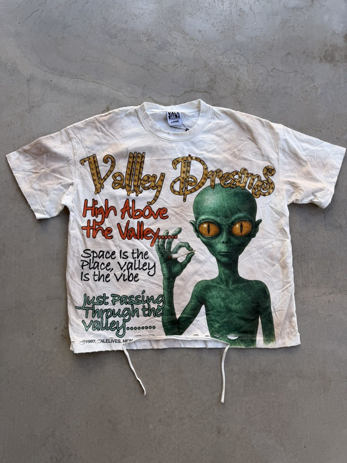 Vale Vale Forever Area 14 Bling Tee Cream Large New Size US L / EU 52-54 / 3 - 1 Thumbnail