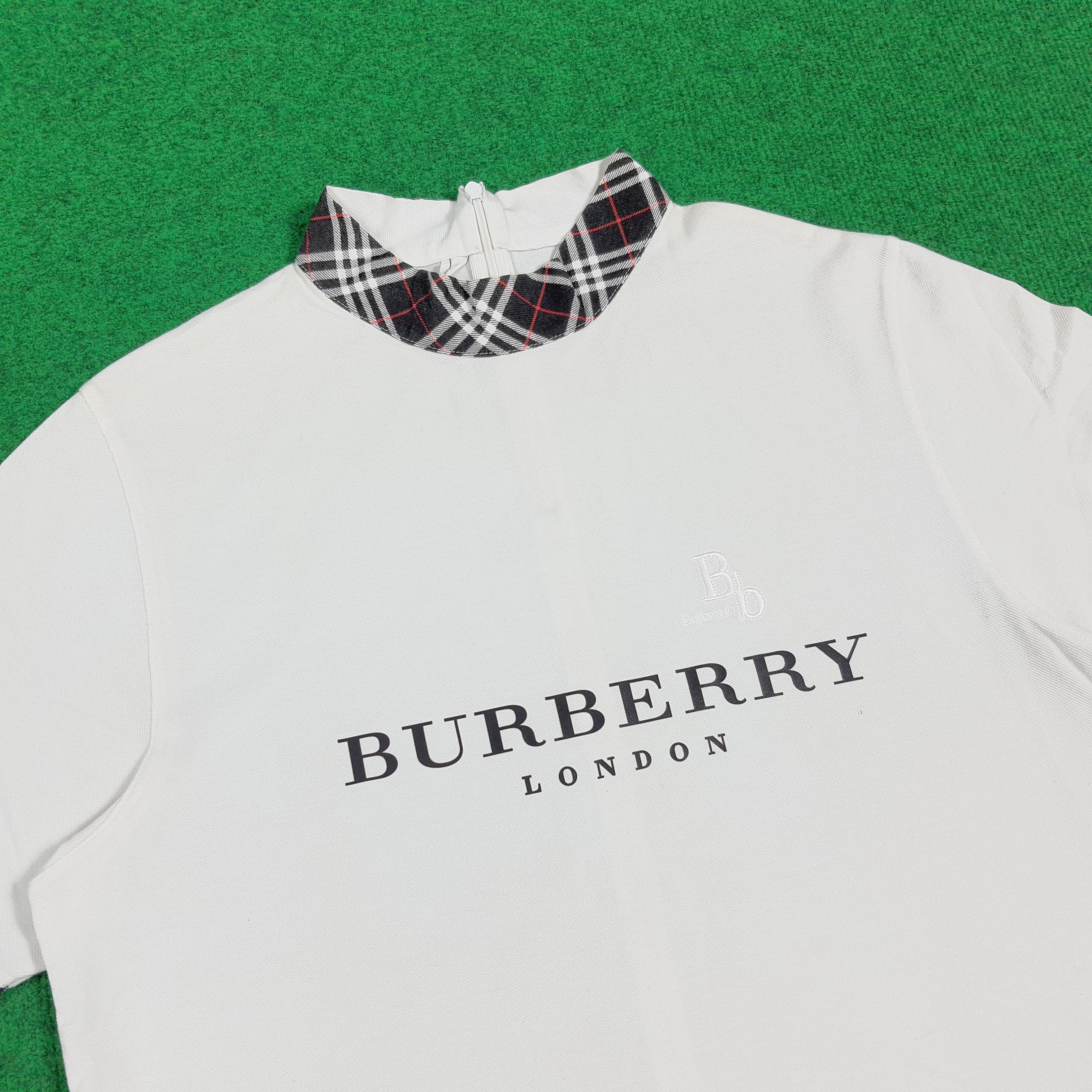 Burberry Vintage Burberrys' Nova Check Back Zipper Tshirt C285N4 Size M / US 6-8 / IT 42-44 - 2 Thumbnail
